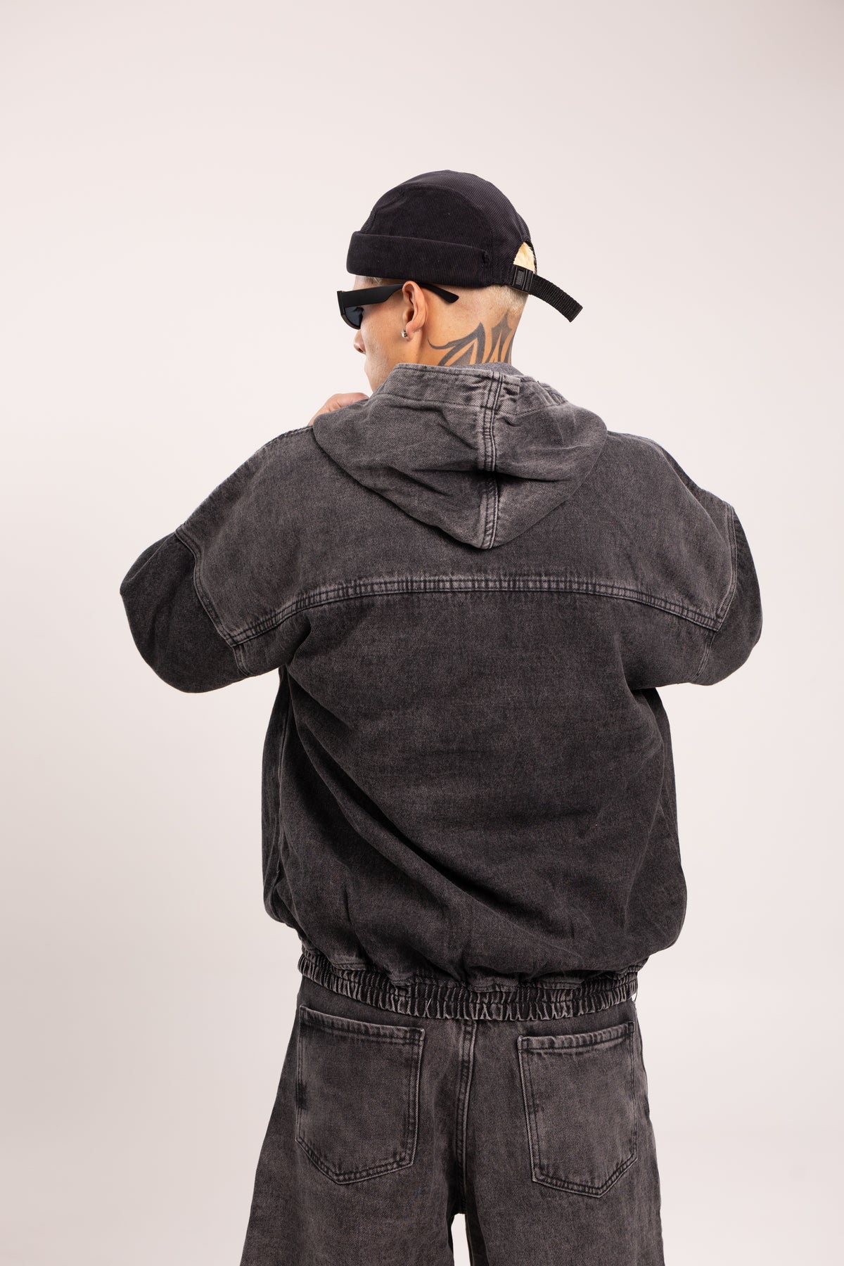Hoodie Denim Lavado para Hombre - Buzo Anorak de Mezclilla Oversize Acid Wash con Media Cremallera