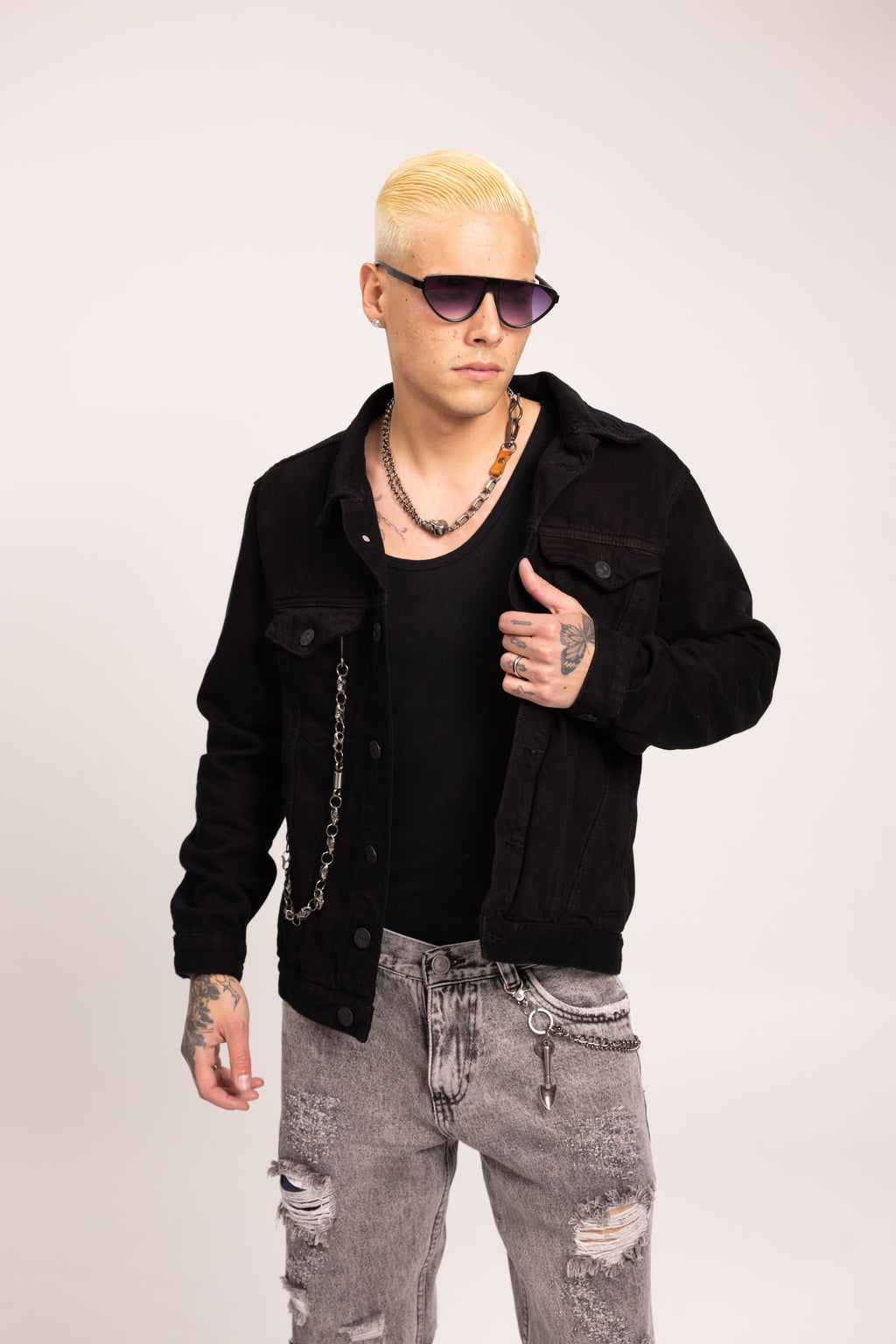 Chaqueta Denim Slim Fit para Hombre - Chaqueta Trucker de Mezclilla con Bolsillos y Herrajes Estilo Darkwear Streetwear