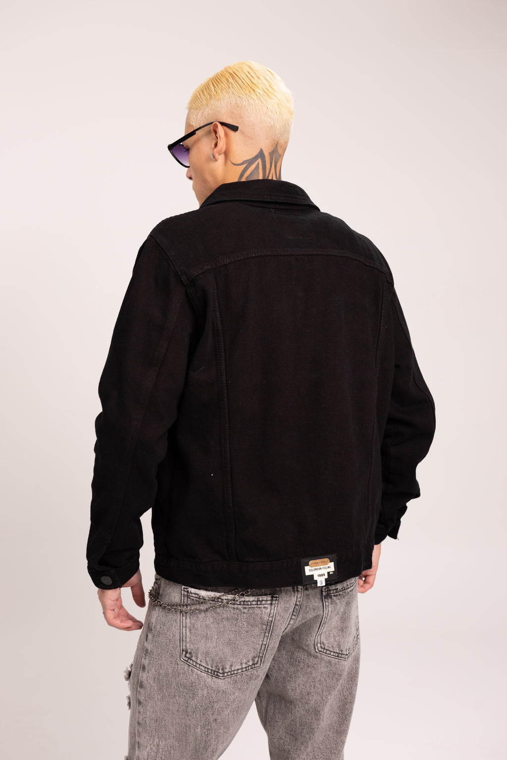 Chaqueta Denim Slim Fit para Hombre - Chaqueta Trucker de Mezclilla con Bolsillos y Herrajes Estilo Darkwear Streetwear