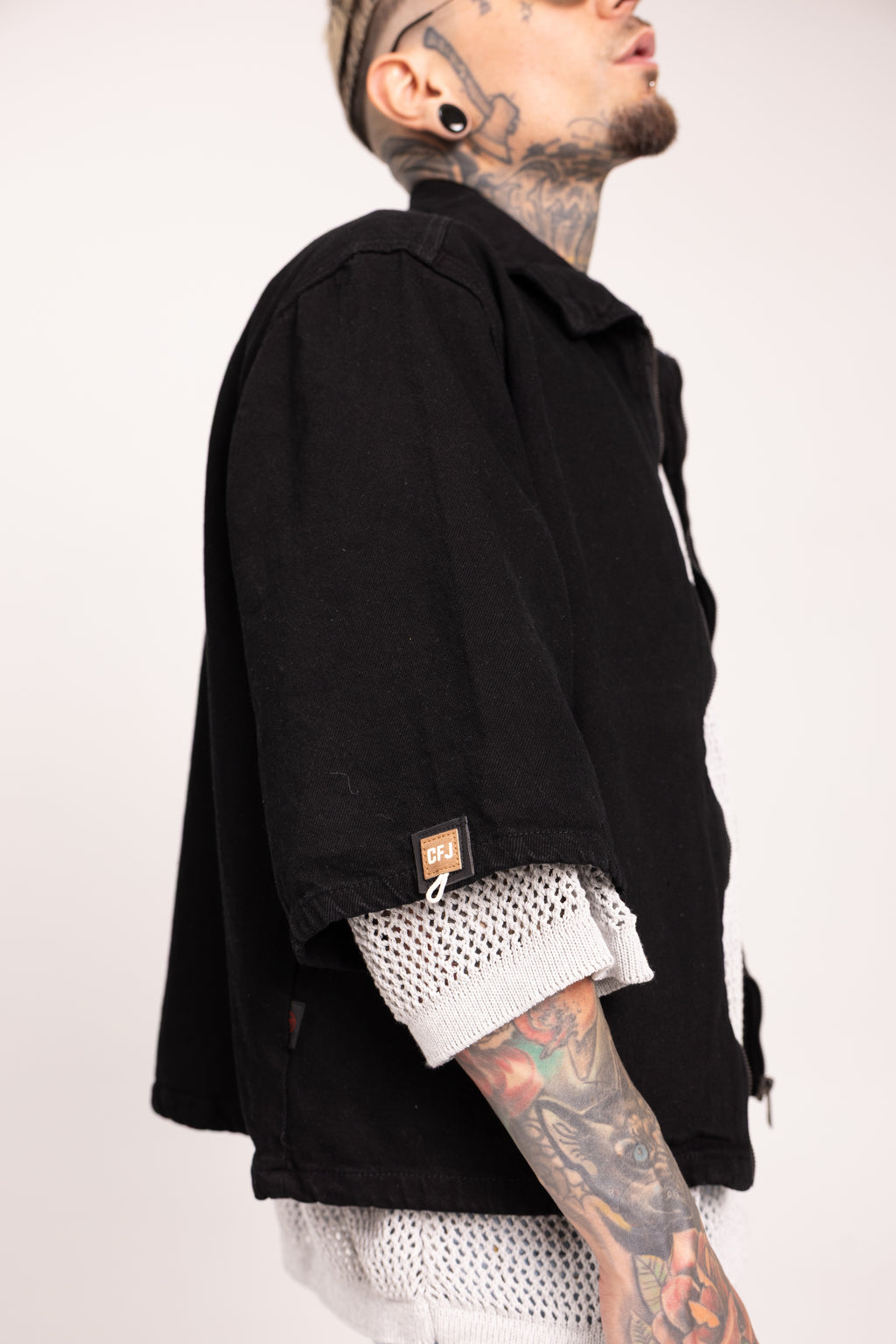 Camisa Boxy Fit Manga 3/4 para Hombre - Camisa Negra Lavada con Cremallera Estilo Streetwear