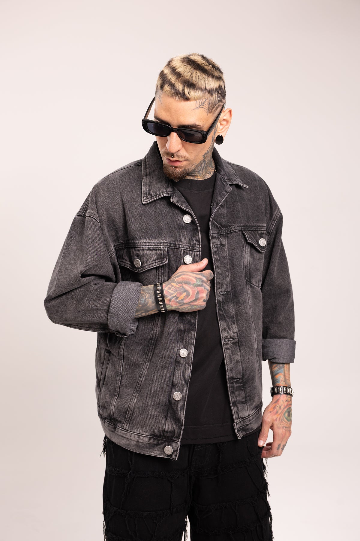 Chaqueta Denim para Hombre - Cazadora de Mezclilla Oversize Gris Carbón Estilo Streetwear