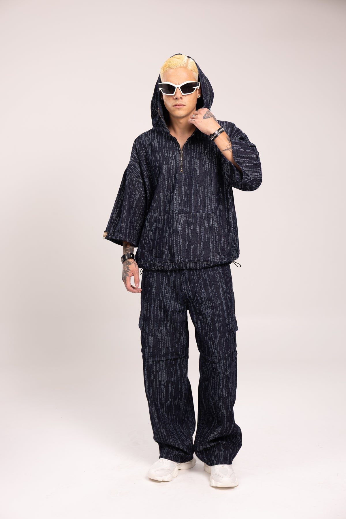 Pantalón Baggy Cargo Jacquard para Hombre - Jean Azul Oscuro Utilitario con Patrón Digital Estilo Streetwear