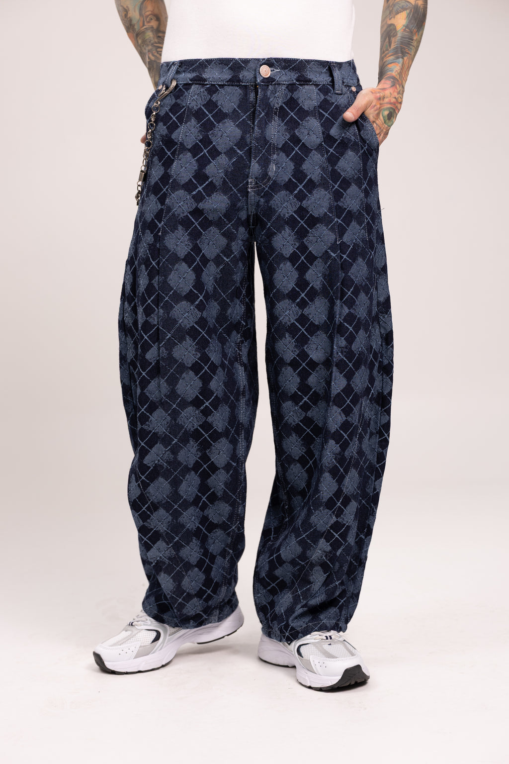 Pantalón Baggy Jacquard Singapur para Hombre - Pantalón Azul con Patrón de Rombos Estilo Streetwear de Autor