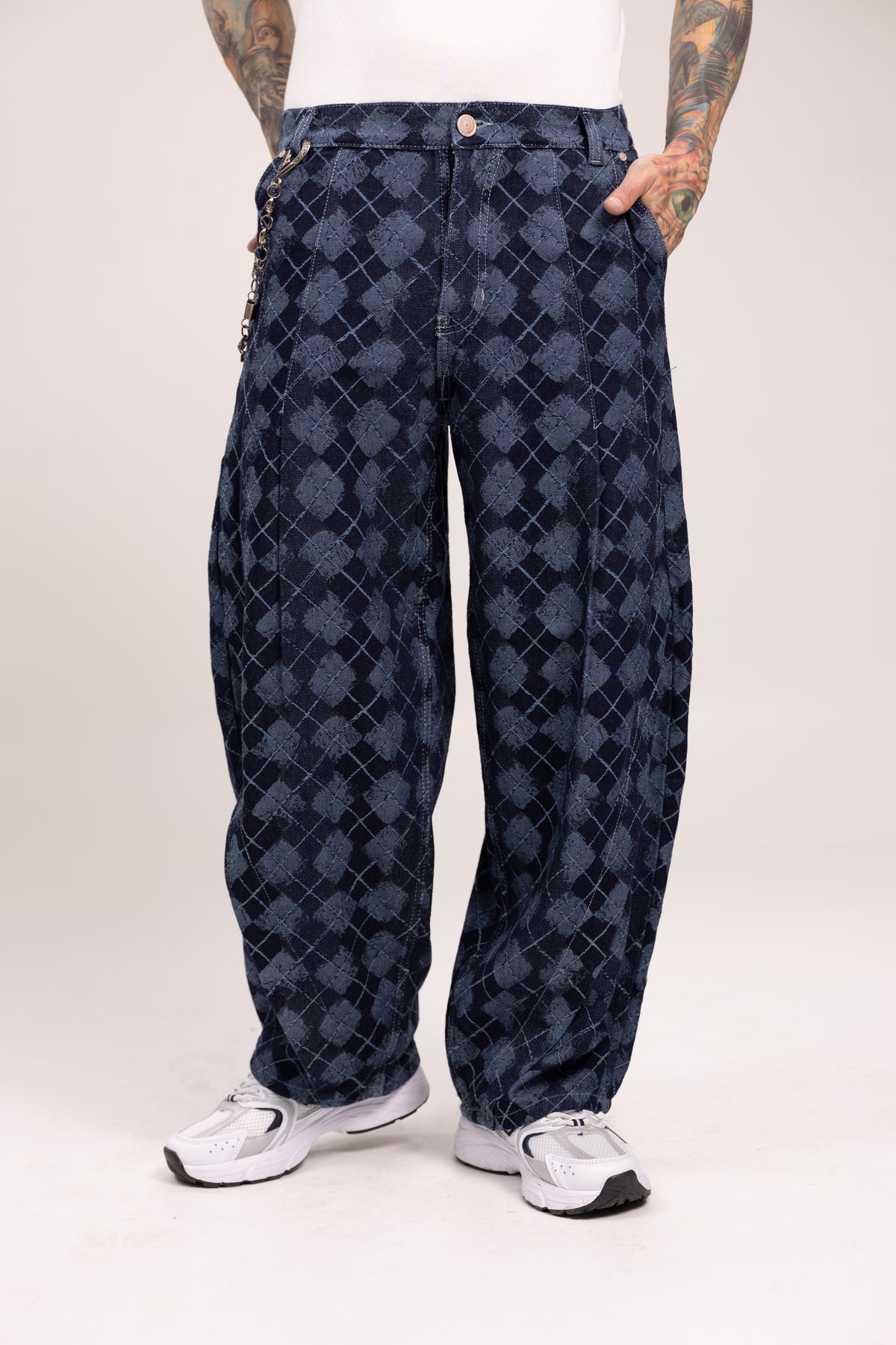 Pantalón Baggy Jacquard Singapur para Hombre - Pantalón Azul con Patrón de Rombos Estilo Streetwear de Autor