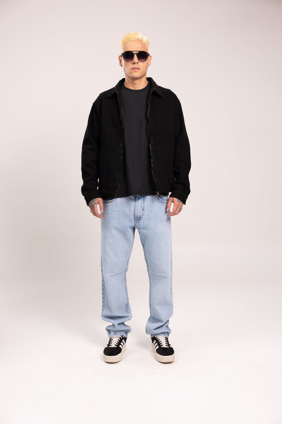 Jean Relaxed Fit para Hombre - Pantalón Denim Azul Claro Sólido de Corte Recto y Cómodo Estilo Streetwear Vintage