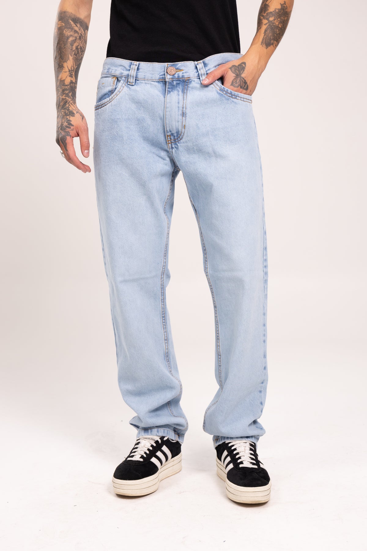 Jean Relaxed Fit para Hombre - Pantalón Denim Azul Claro Sólido de Corte Recto y Cómodo Estilo Streetwear Vintage