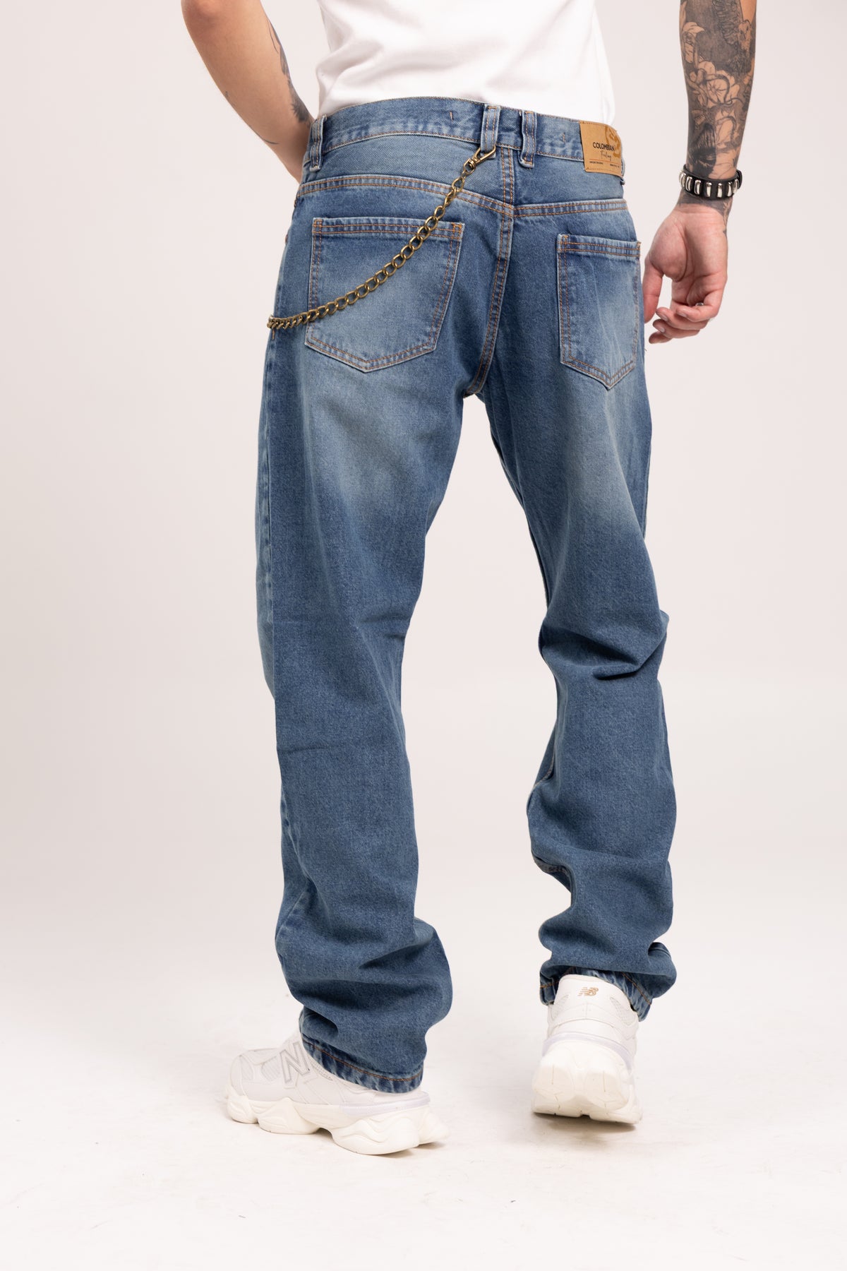Jean Azul Estándar/Relaxed Fit para Hombre - Pantalón Denim Azul Medio de Talle Cómodo Estilo Urbano