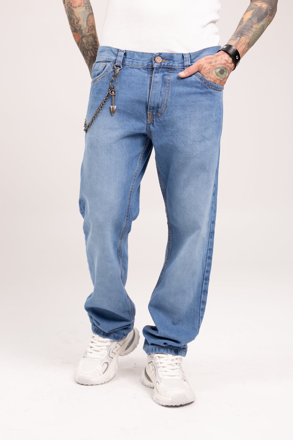 Jean Azul Estándar/Relaxed Fit para Hombre - Pantalón Denim Azul Medio de Talle Cómodo Estilo Urbano