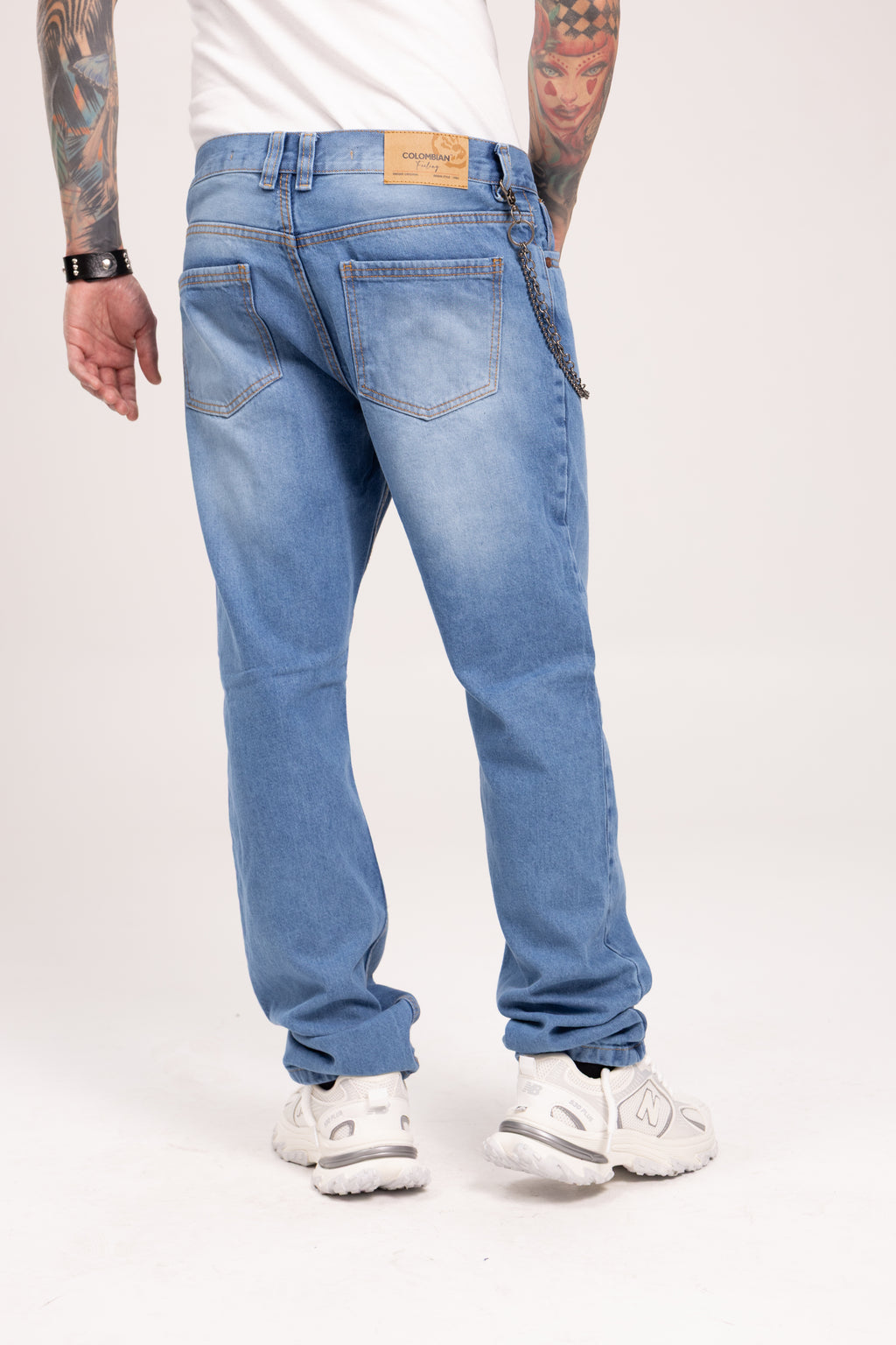 Jean Azul Estándar/Relaxed Fit para Hombre - Pantalón Denim Azul Medio de Talle Cómodo Estilo Urbano