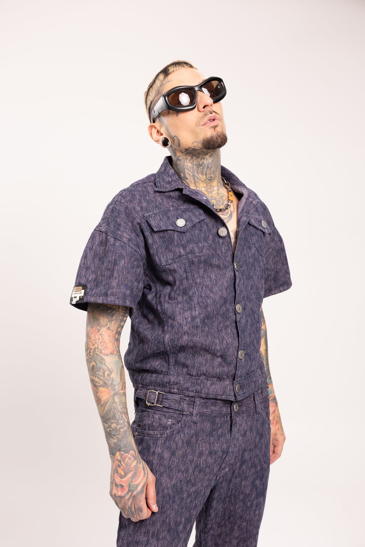 Camisa Denim Manga Corta Boxy Fit para Hombre - Camisa Jacquard Azul Estilo Streetwear Crop Urbano
