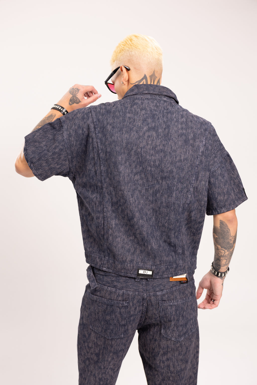 Camisa Denim Manga Corta Boxy Fit para Hombre - Camisa Jacquard Azul Estilo Streetwear Crop Urbano