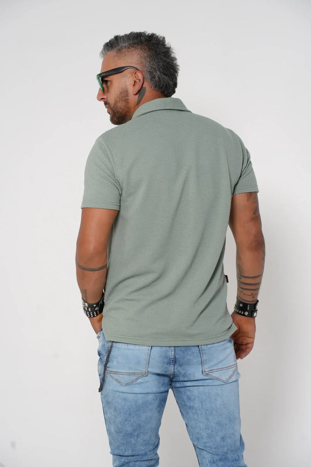 Camisa color verde Ref. 10