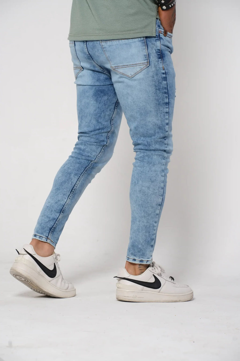 Jeans Skinny Fit Azul dirty con Lavado Medio