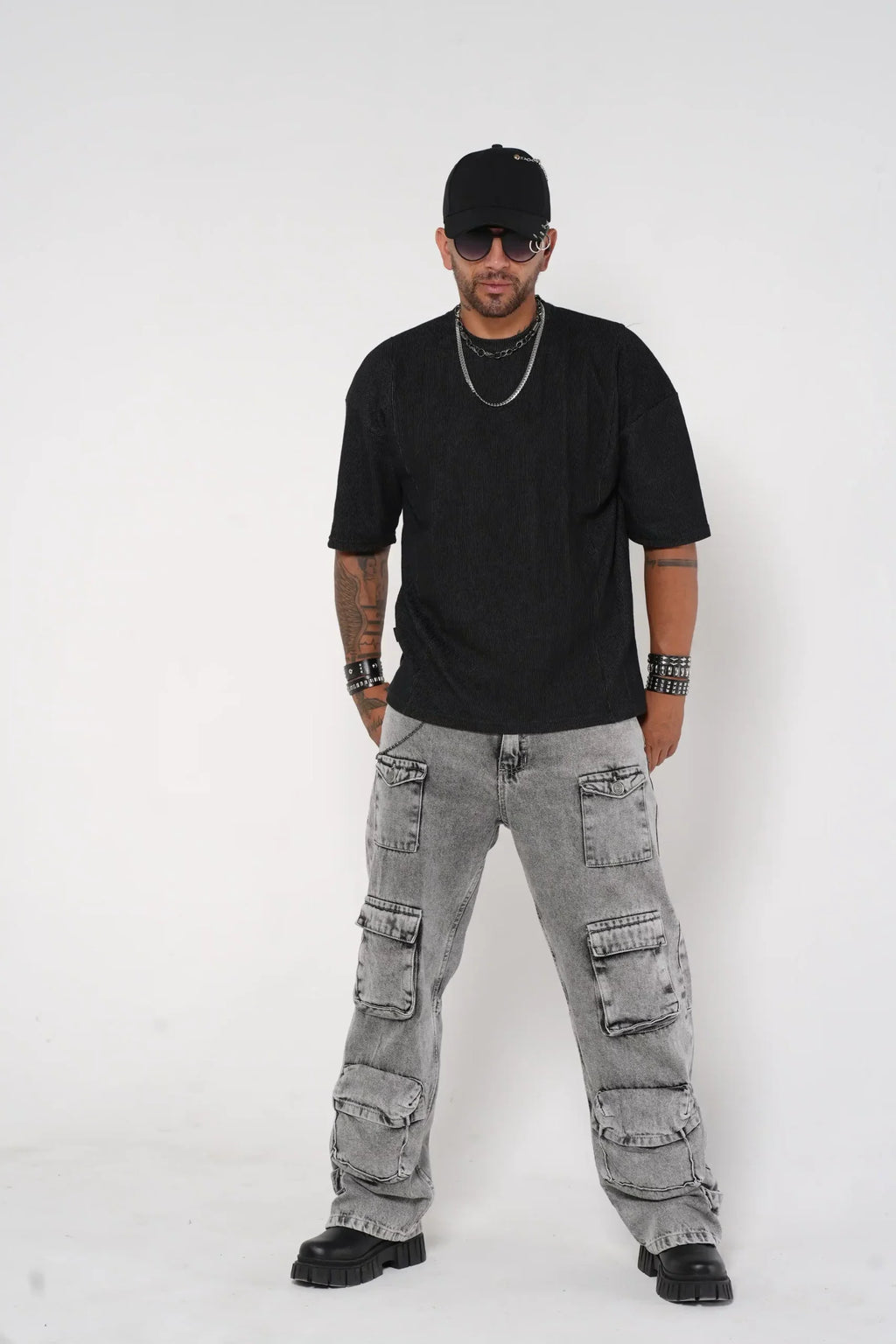 Camiseta Oversize Texturizada negra - Estilo Minimalista Urbano
