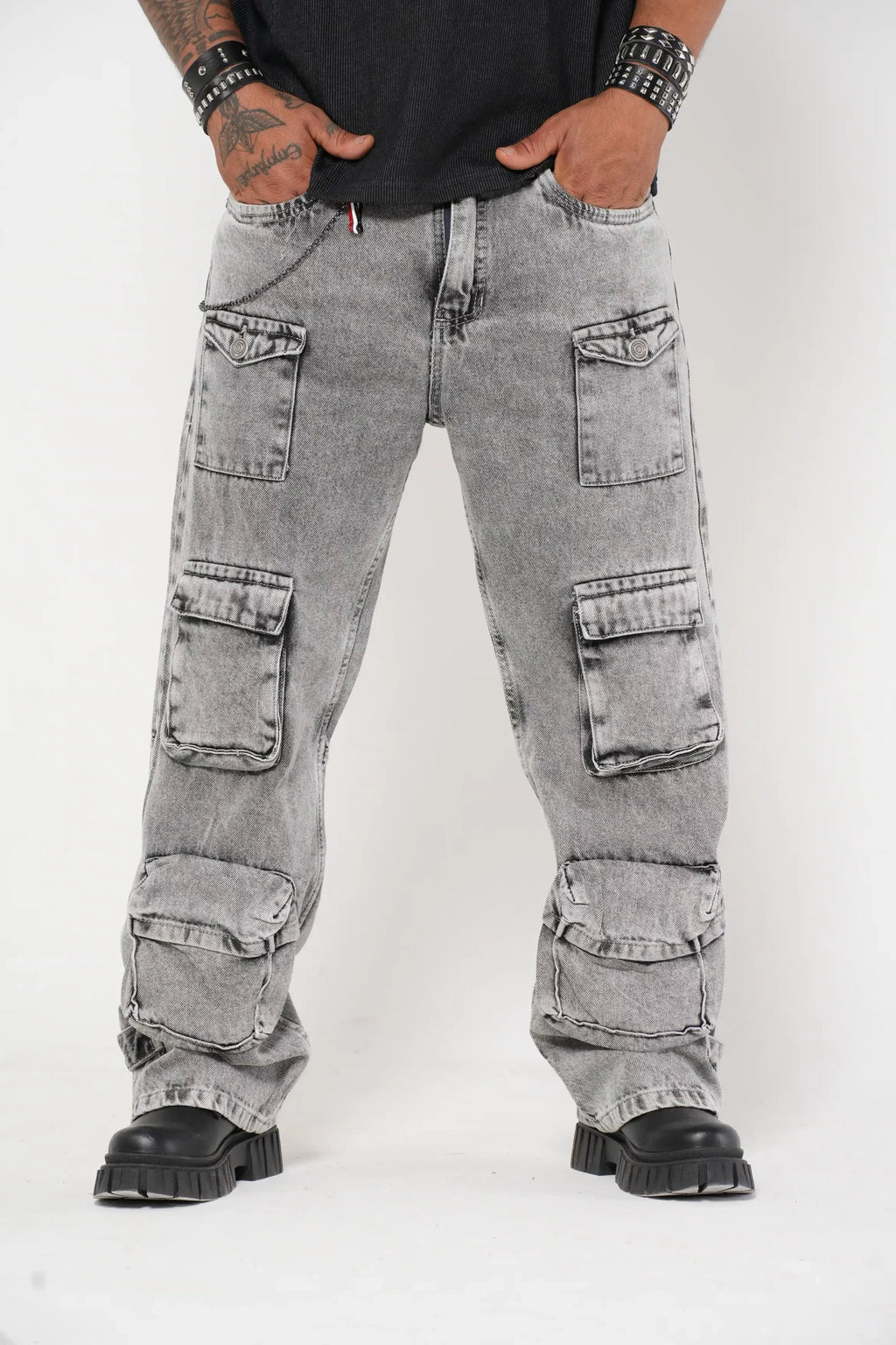 Pantalón Cargo Denim gris claro Lavado con Múltiples Bolsillos