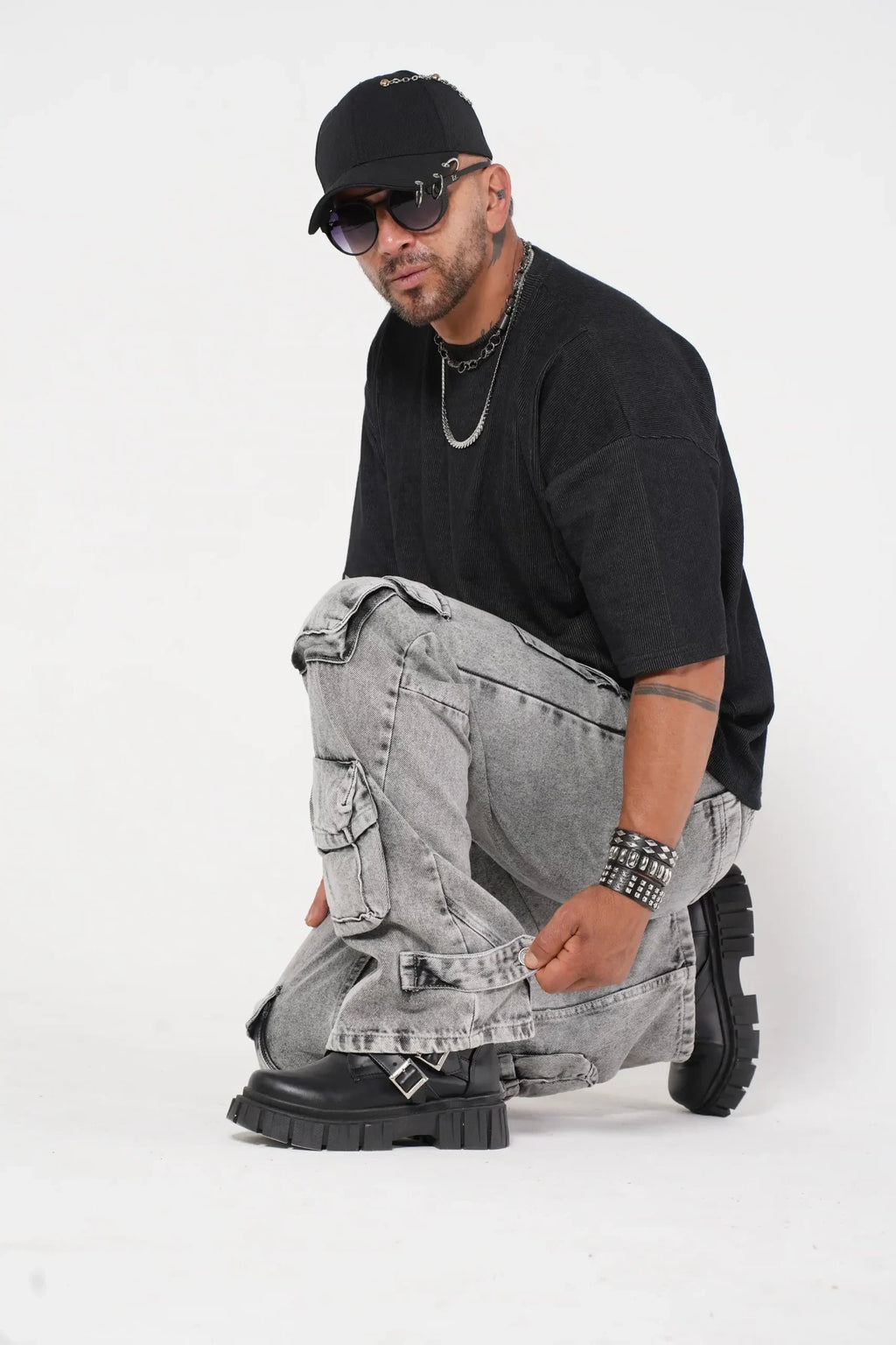 Pantalón Cargo Denim gris claro Lavado con Múltiples Bolsillos