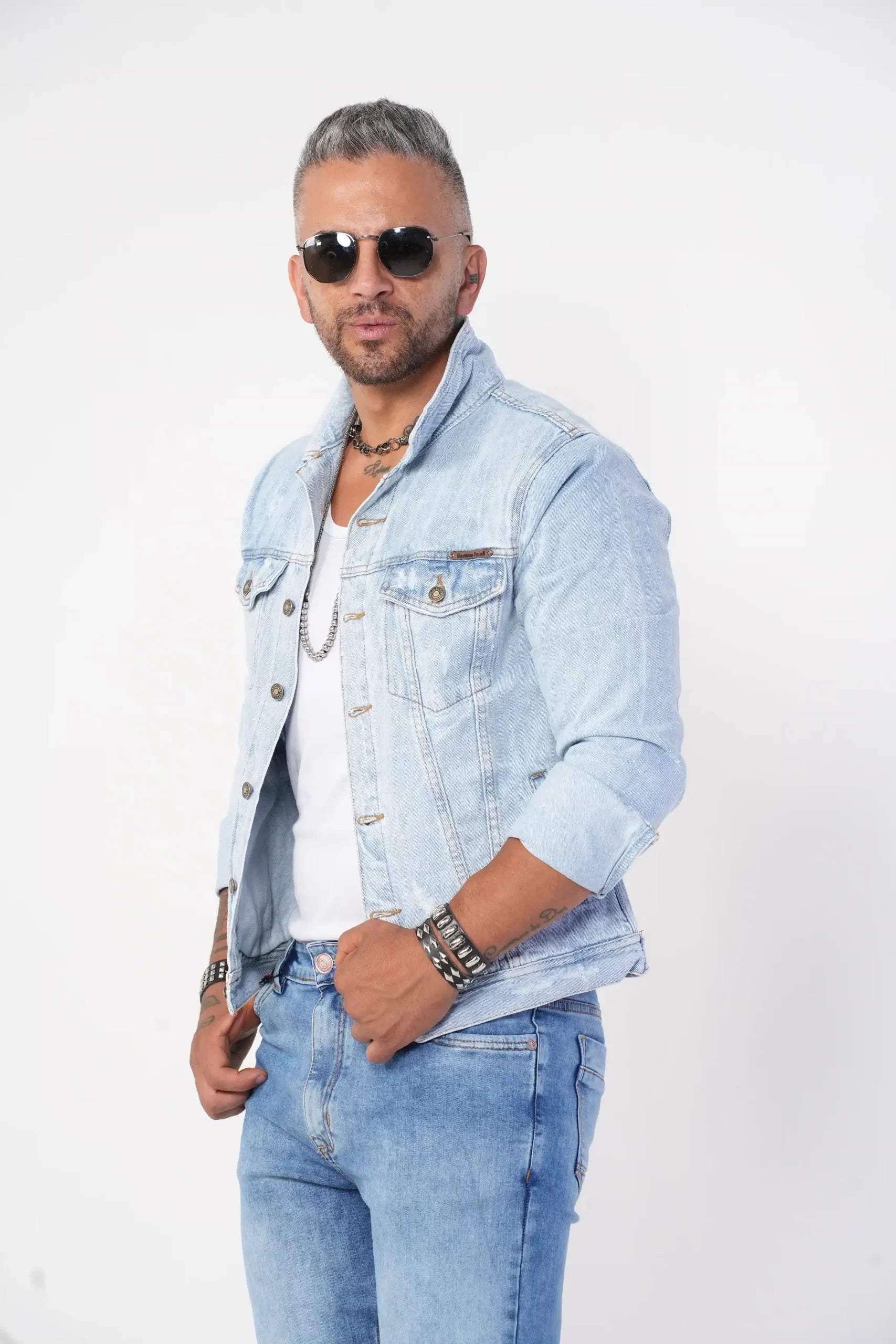 Chaqueta Denim Clásica Azul Claro - Estilo Streetwear