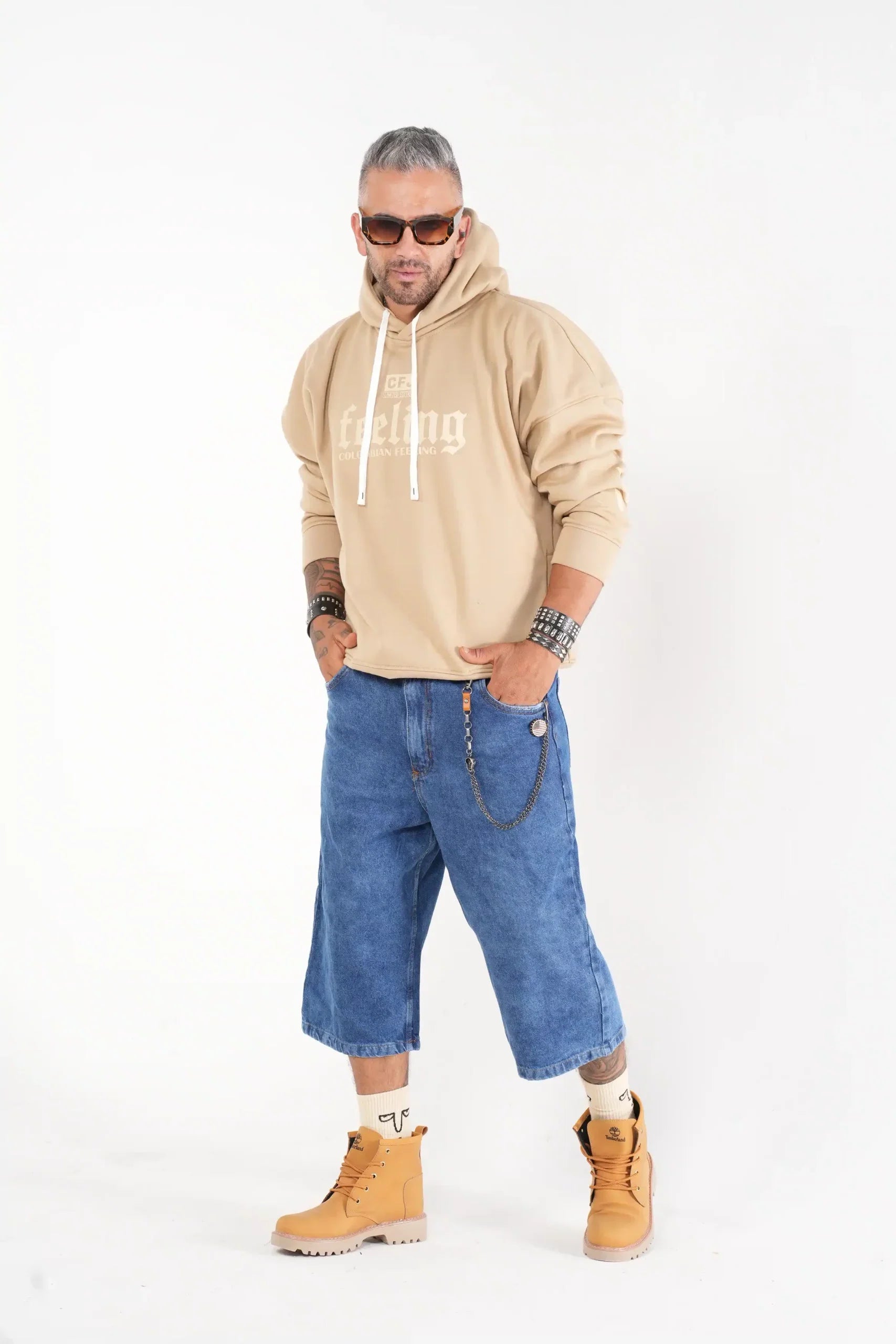 Buzo Hoodie beige con Capucha y Estampado "Colombian Feeling"