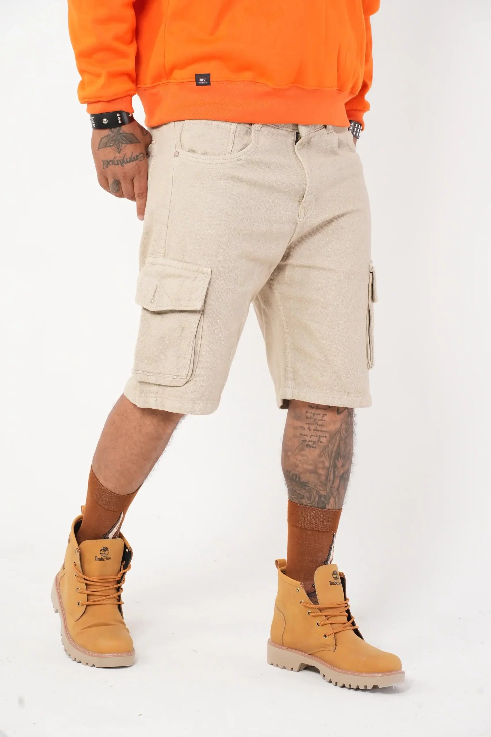 Bermuda cargo color beige para hombre