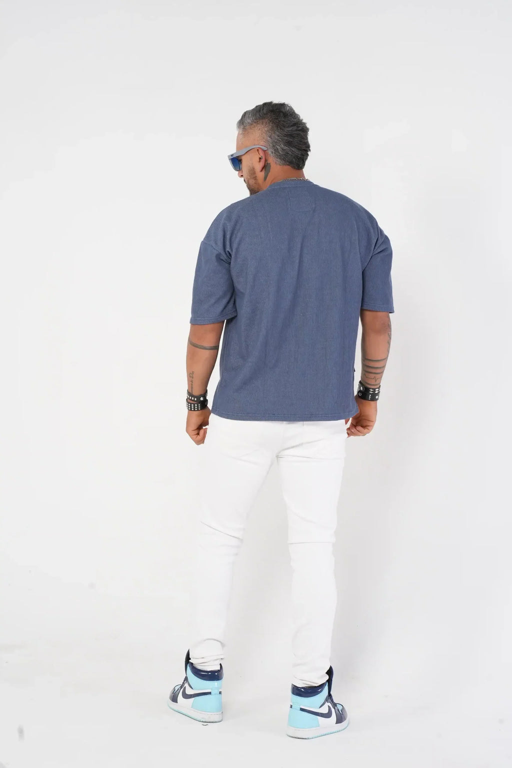 Camiseta Oversize Texturizada azul oscuro - Estilo Minimalista Urbano