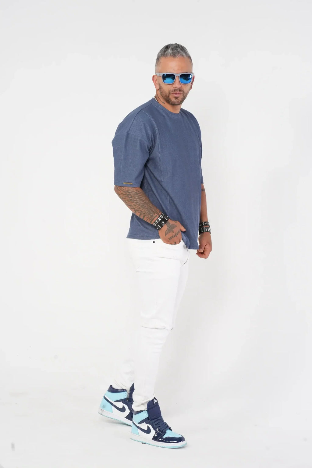 Camiseta Oversize Texturizada azul oscuro - Estilo Minimalista Urbano