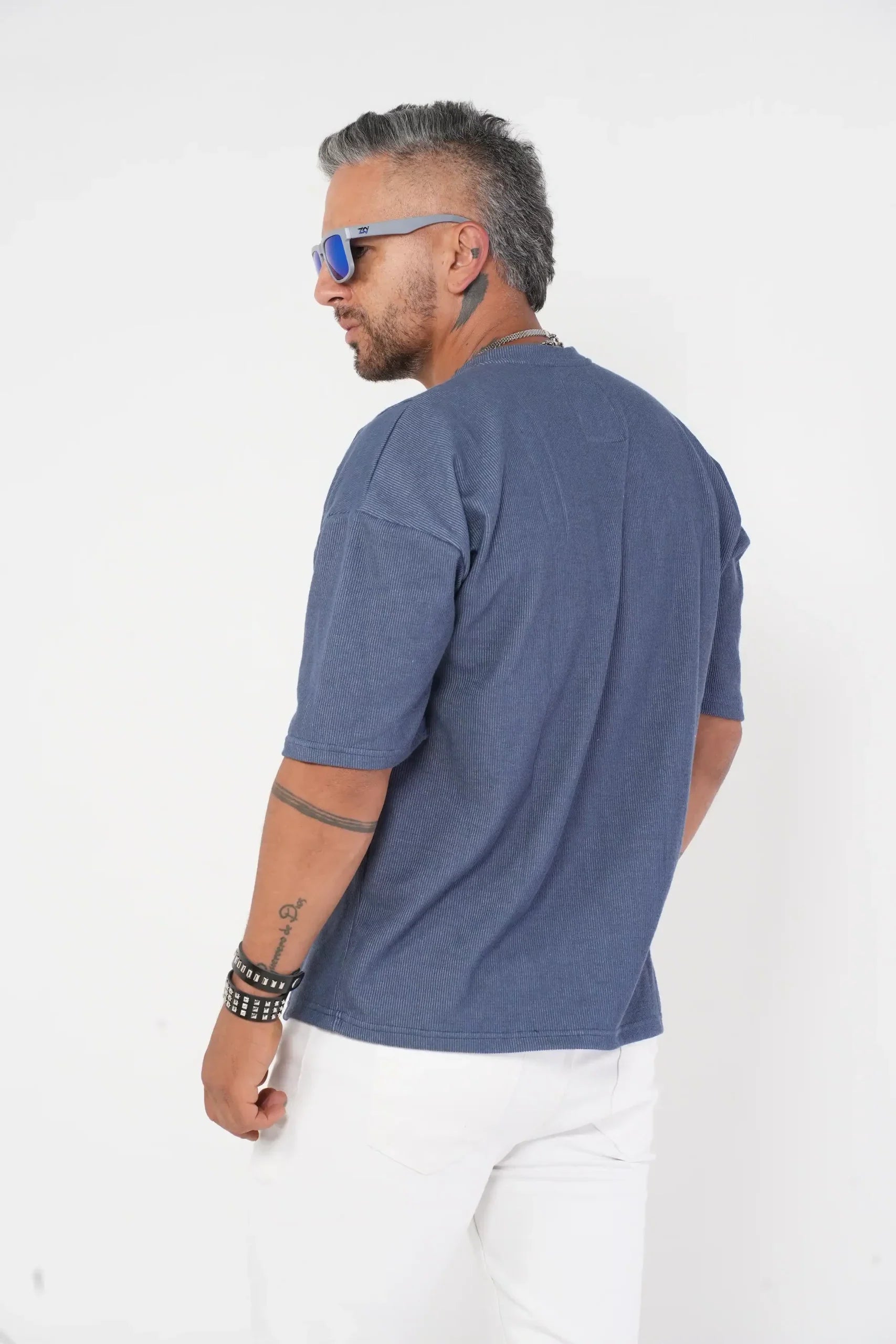 Camiseta Oversize Texturizada azul oscuro - Estilo Minimalista Urbano