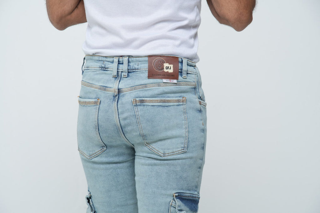 Jeans Hombre Slim Fit Tipo Cargo - Azul Medio con Bolsillos Laterales