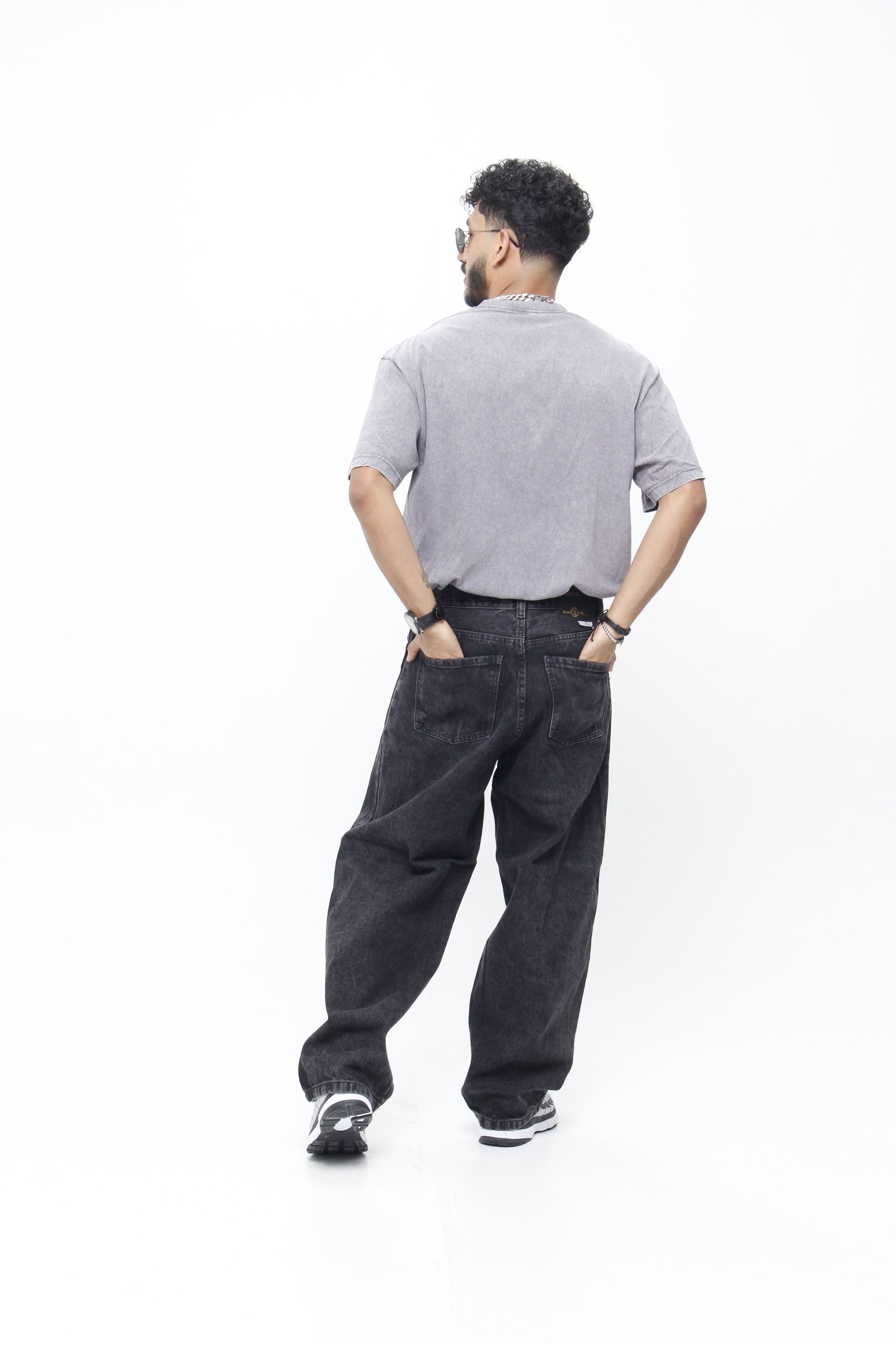 Jeans Super Baggy Negro Lavado