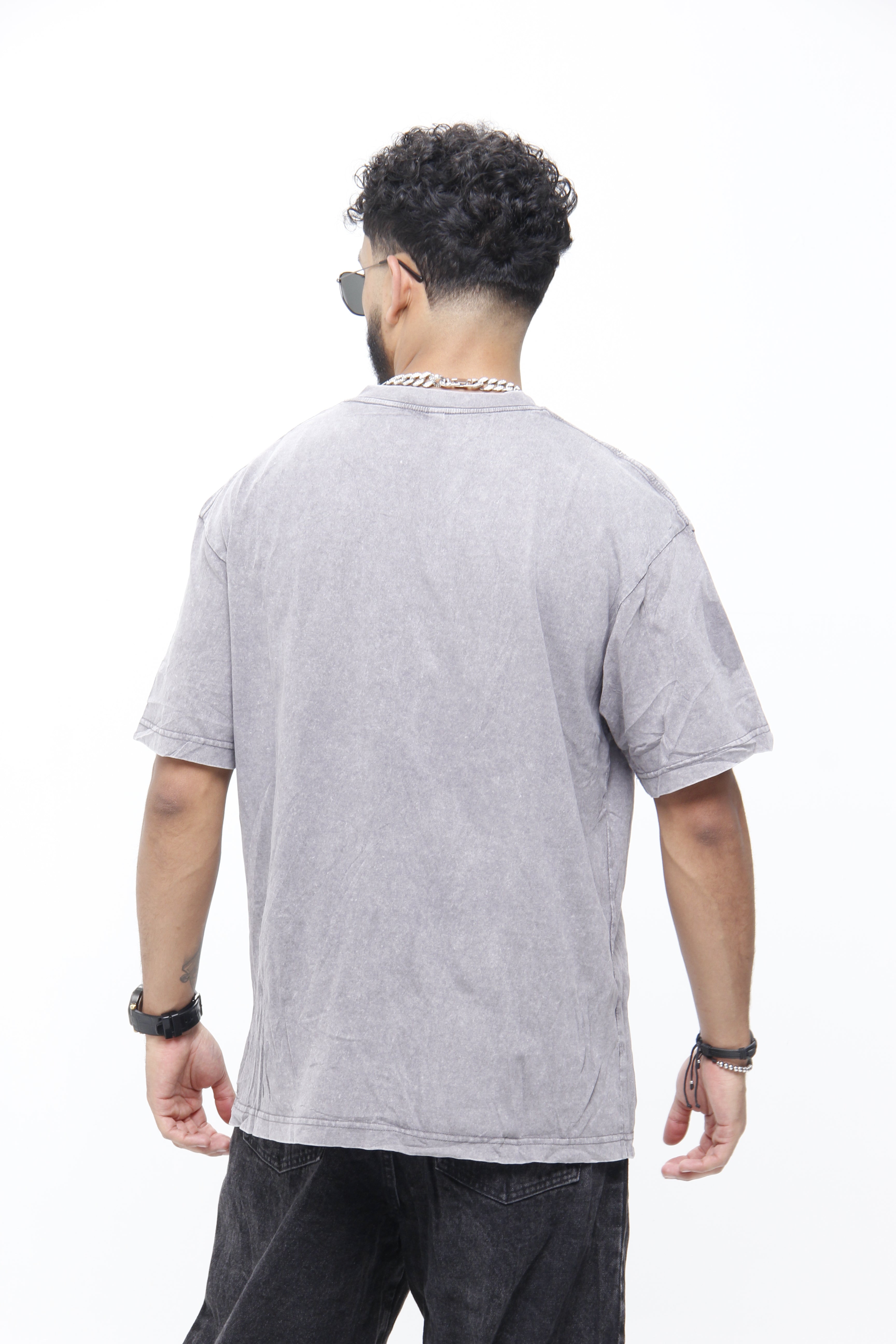 Camiseta Oversize Gris Acid Wash con piedras de Alas –  Urbana Estilo Vintage Grunge