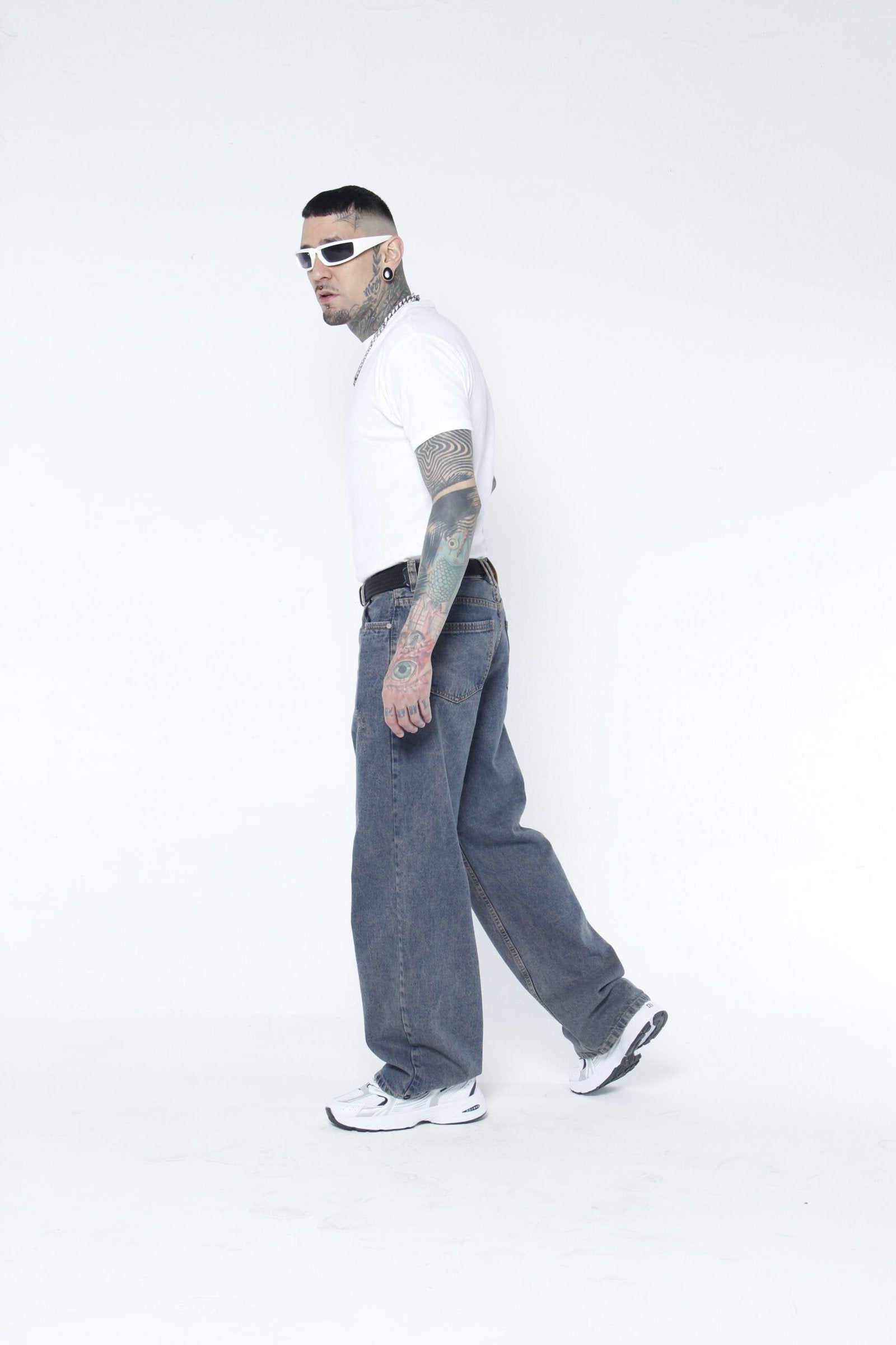 Jeans Hombre Trendy Fit Tono Índigo Violeta - Azul Dirty