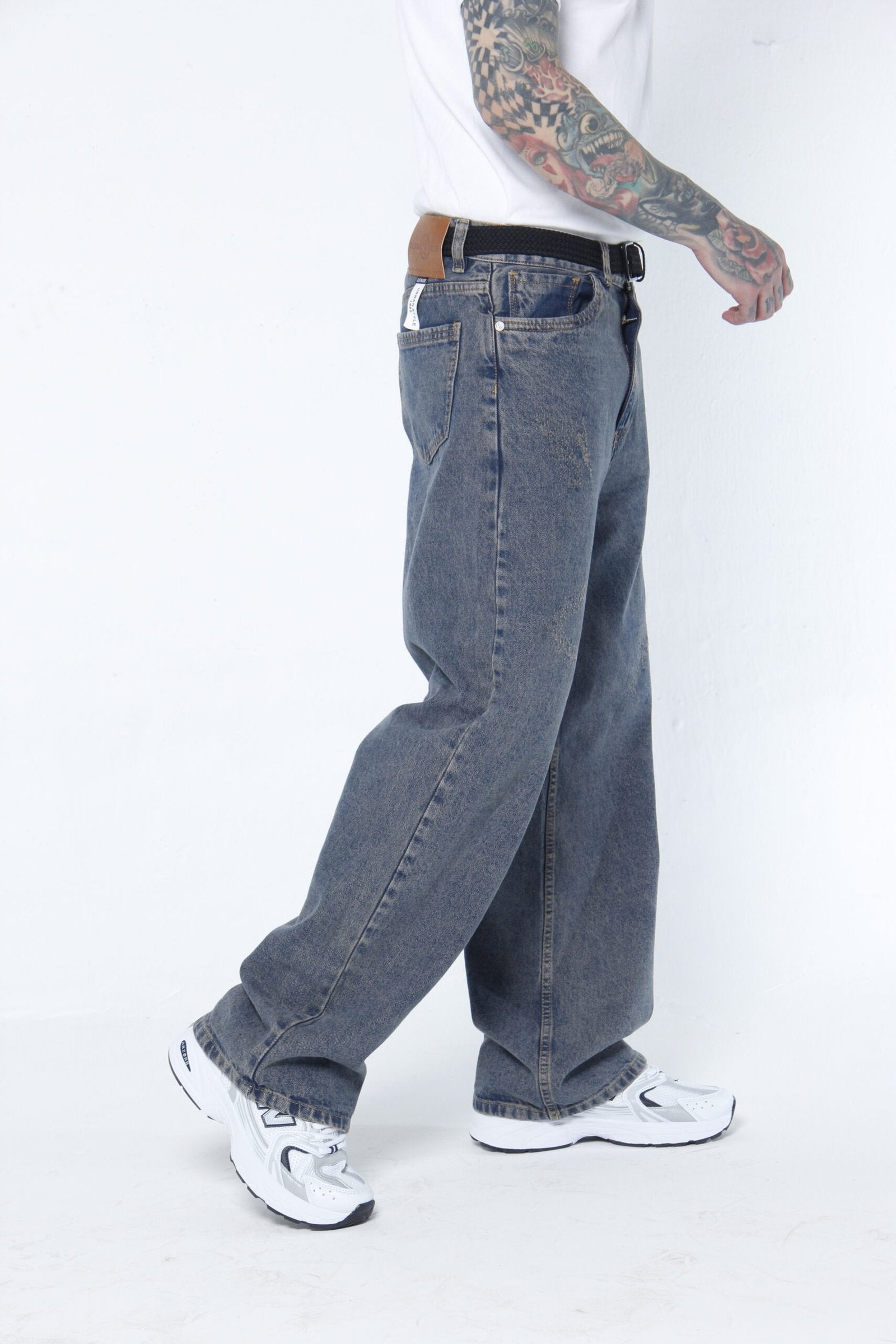 Jeans Hombre Trendy Fit Tono Índigo Violeta - Azul Dirty
