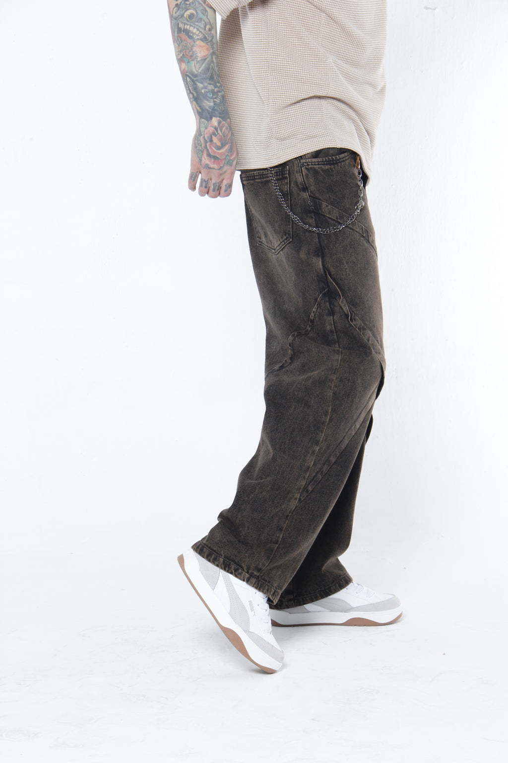 Jean Baggy Hombre Café Desgastado con Cortes | Denim