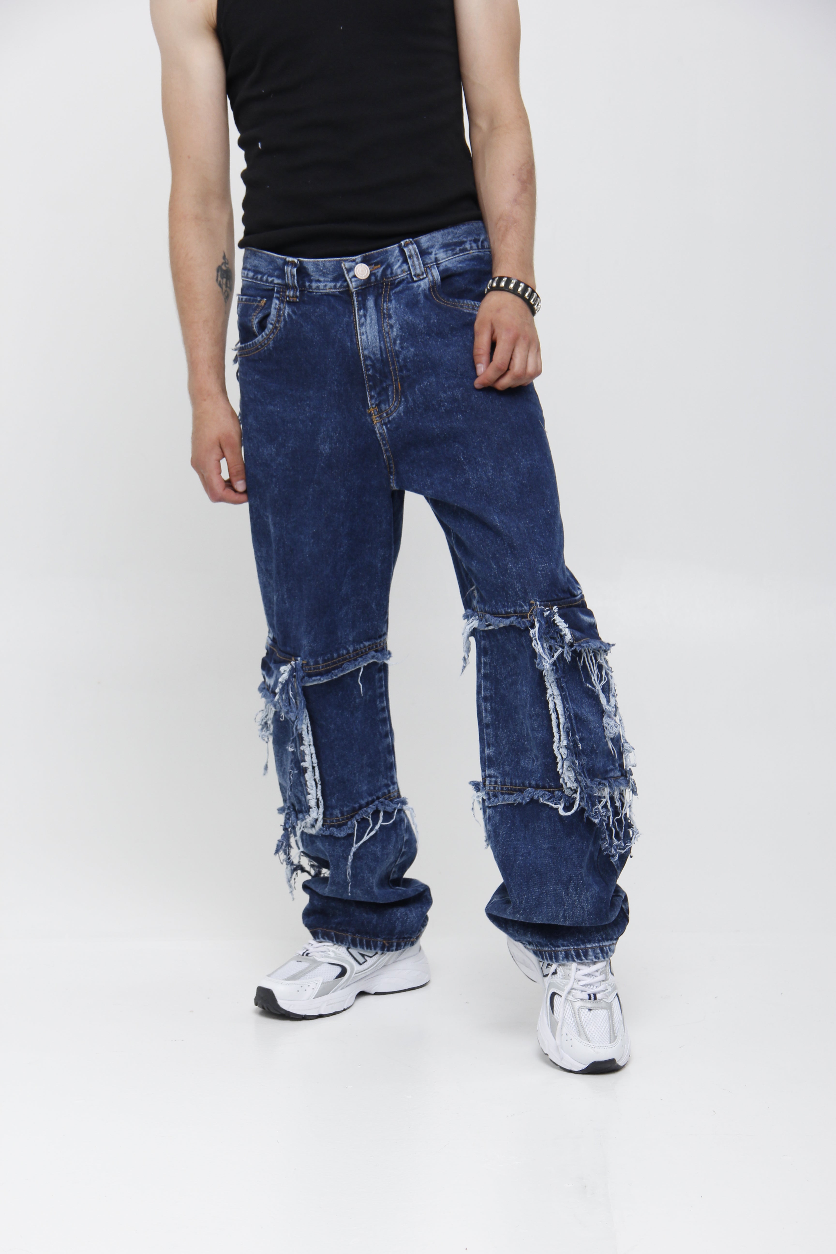 Jean Super Baggy Azul con Paneles Deshilachados - Estilo Grunge Urbano