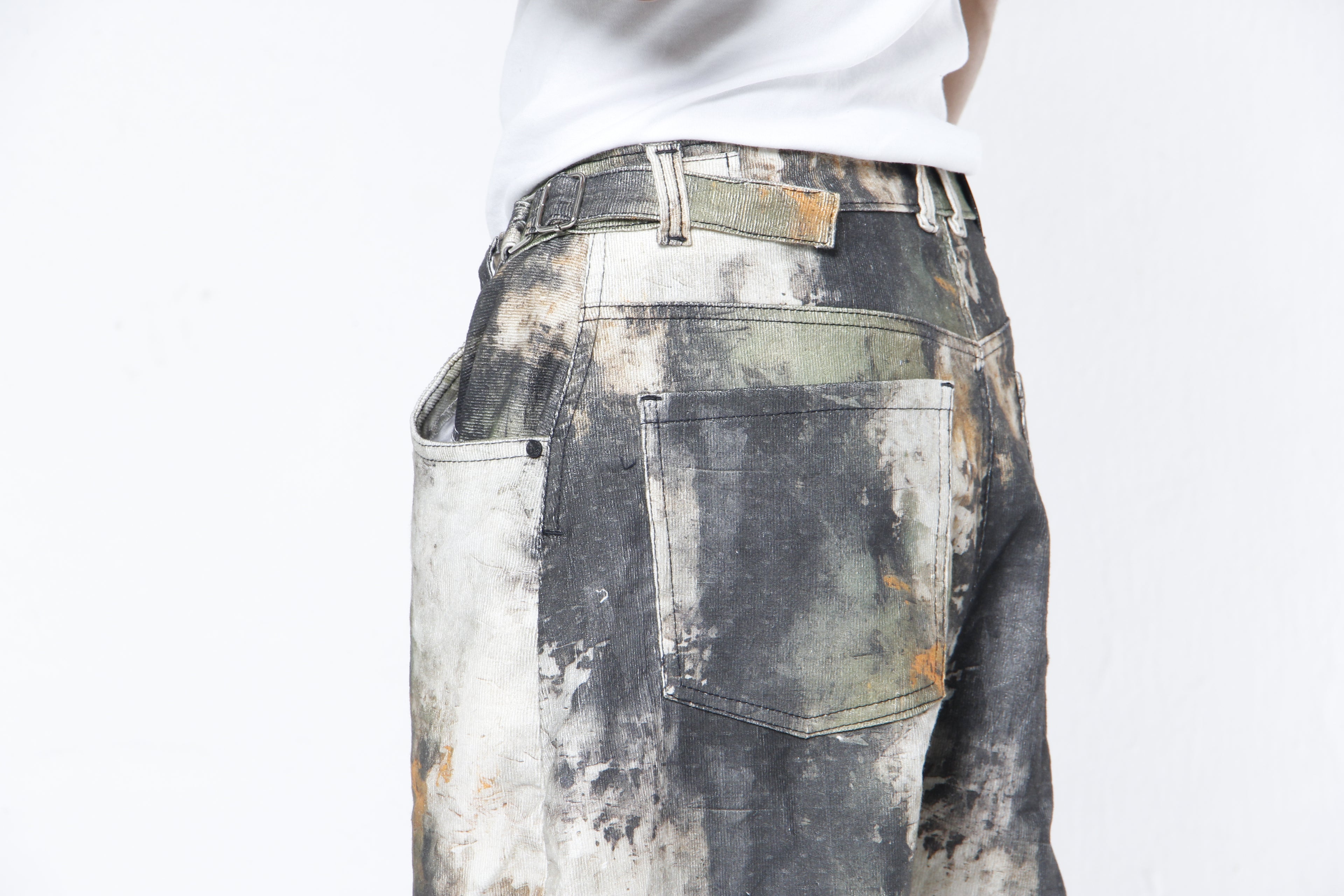 Pantalón Super Baggy Hombre en Pana con Abstracto multicolor