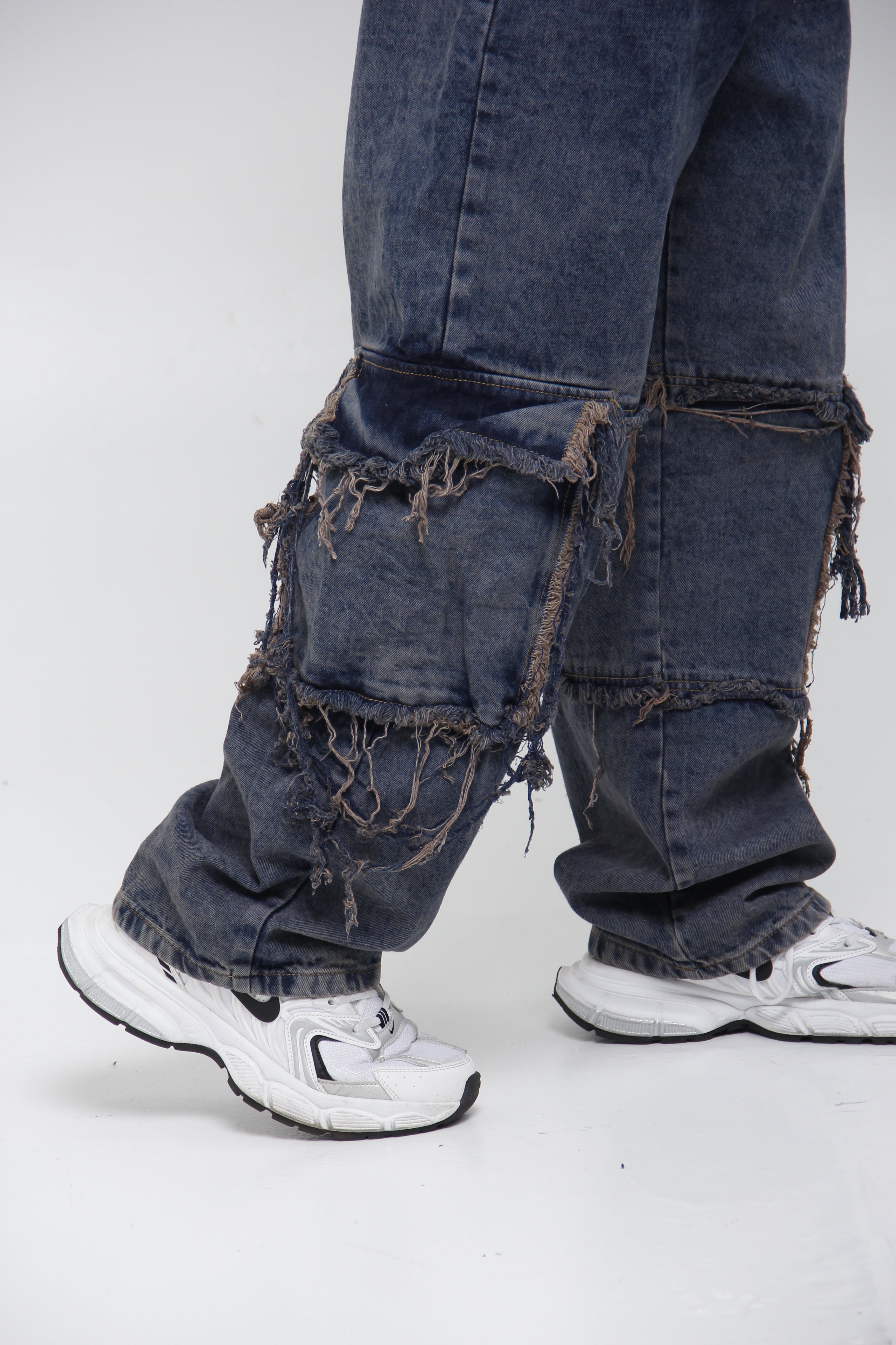 Jean Super Baggy Azul con Paneles Deshilachados - Estilo Grunge Urbano