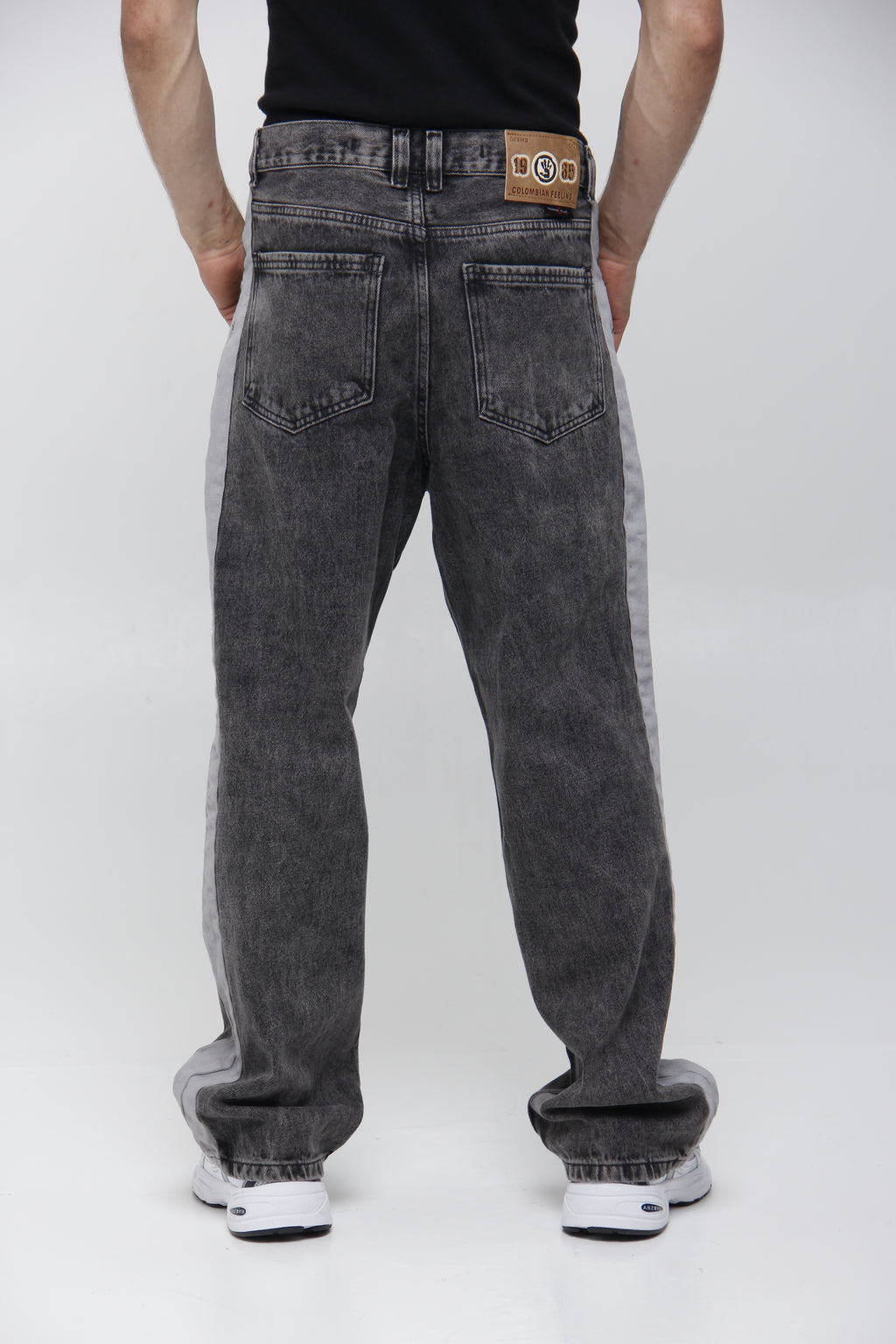 Jean Baggy Gris con Franja Lateral para Hombre - Estilo Urbano