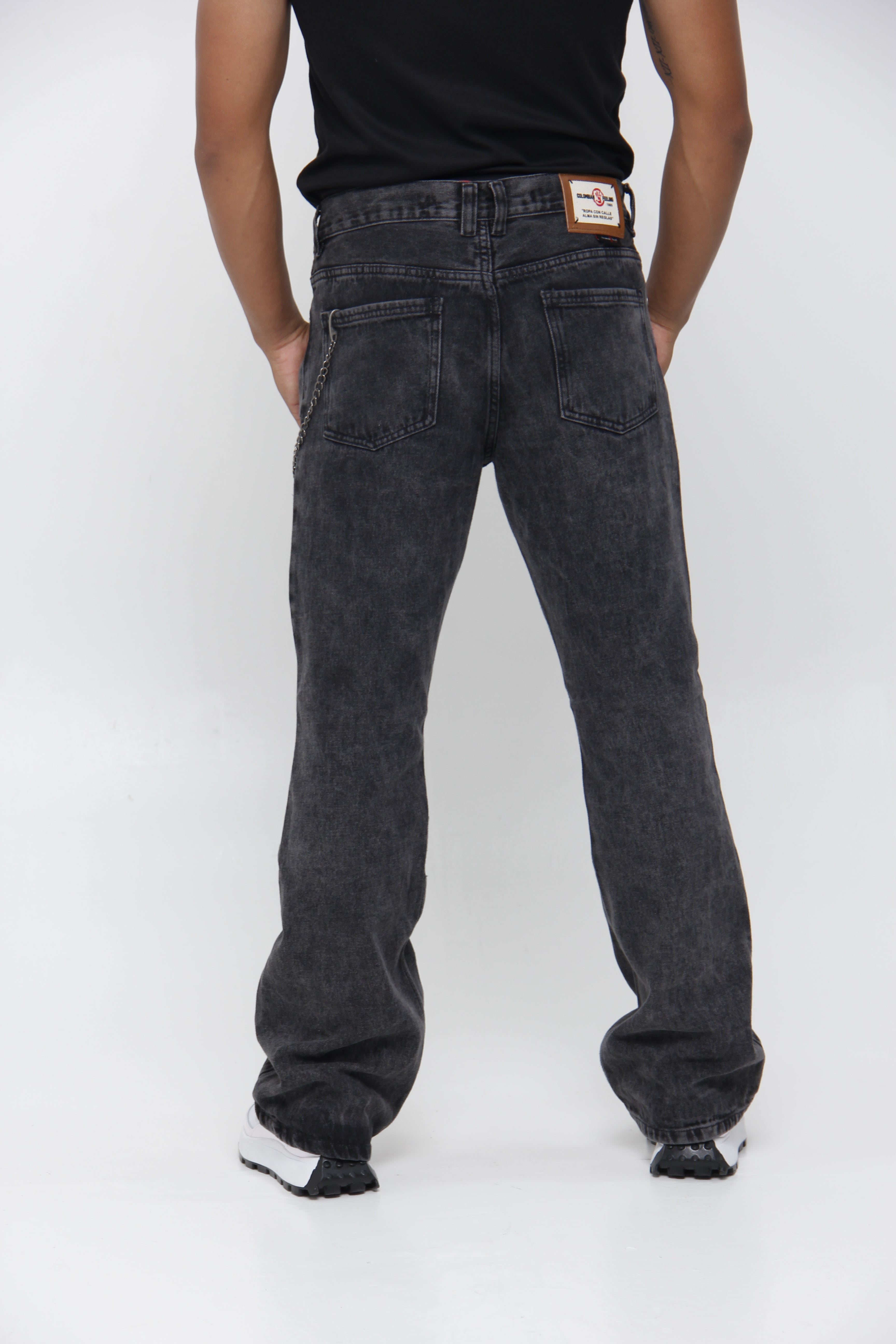 Jean para Hombre - Corte Relaxed Fit Recto