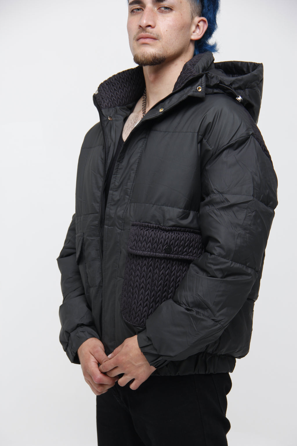 Chaqueta Puffer para Hombre con Detalles en Jackard - Estilo Bomber Premium