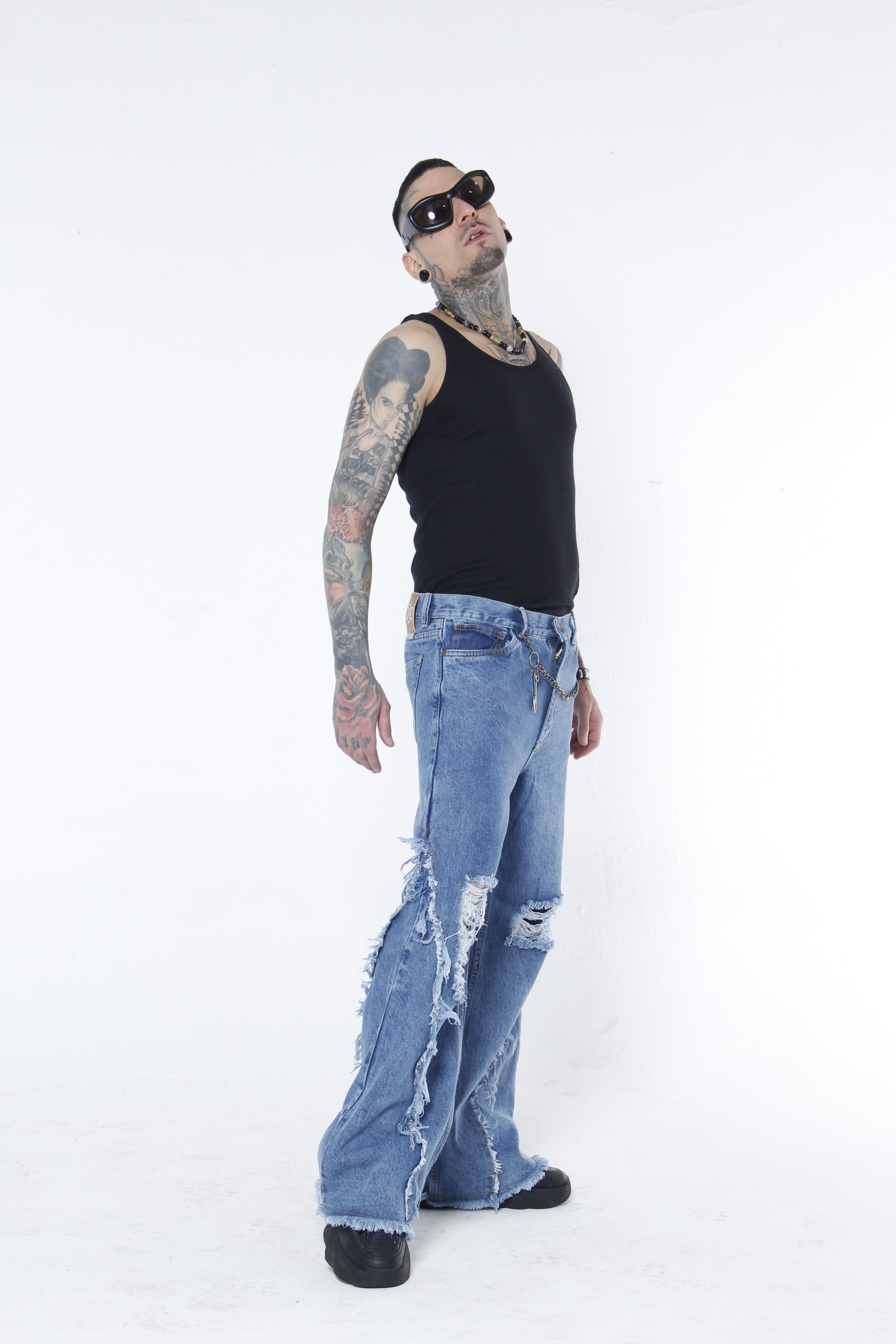 Jean Baggy para Hombre con Flecos y Rotos - Pantalón Denim Azul Estilo Grunge Punk con Cadena