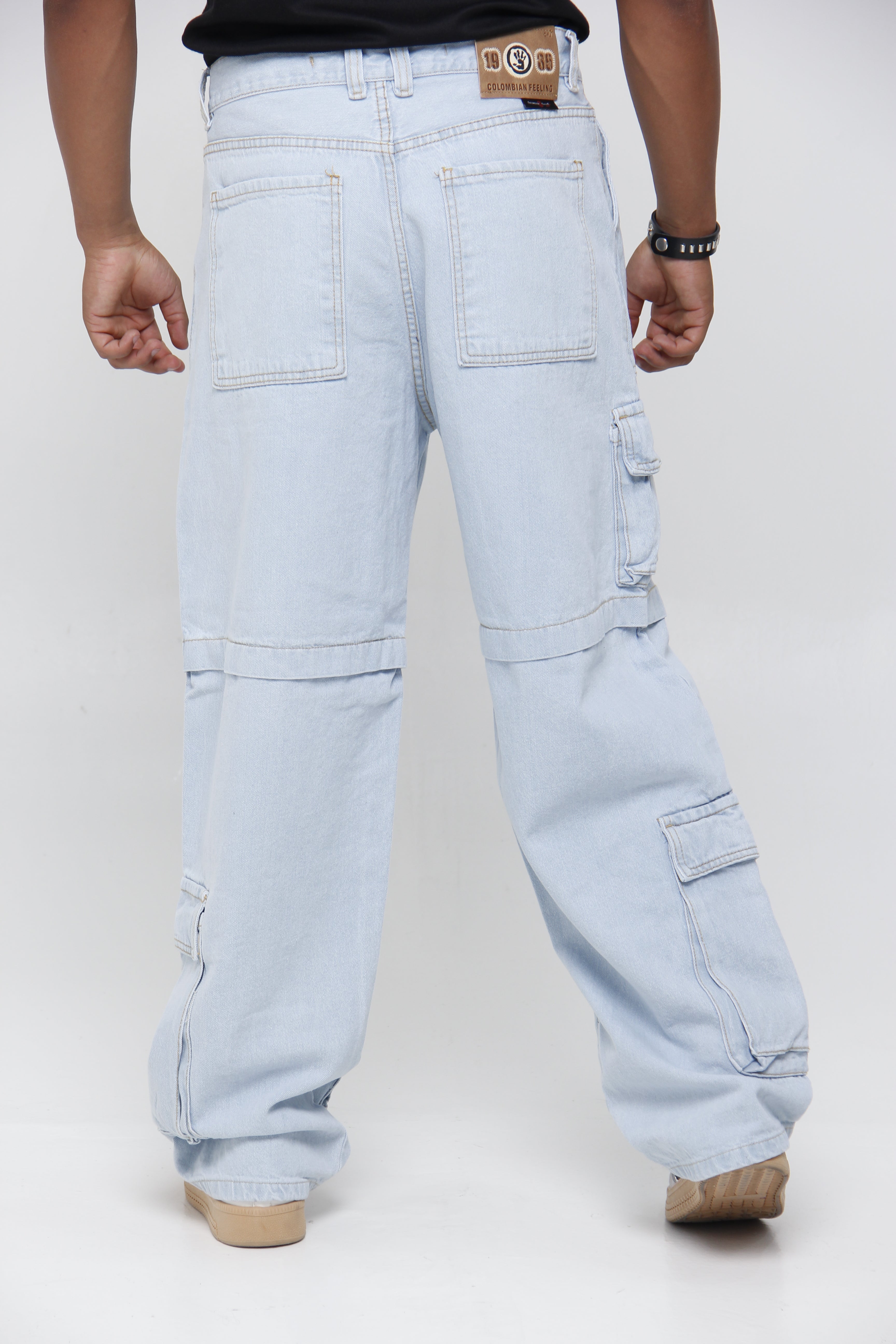 Jean Extra Cargo Azul Claro Loose Fit para Hombre - Estilo Táctico