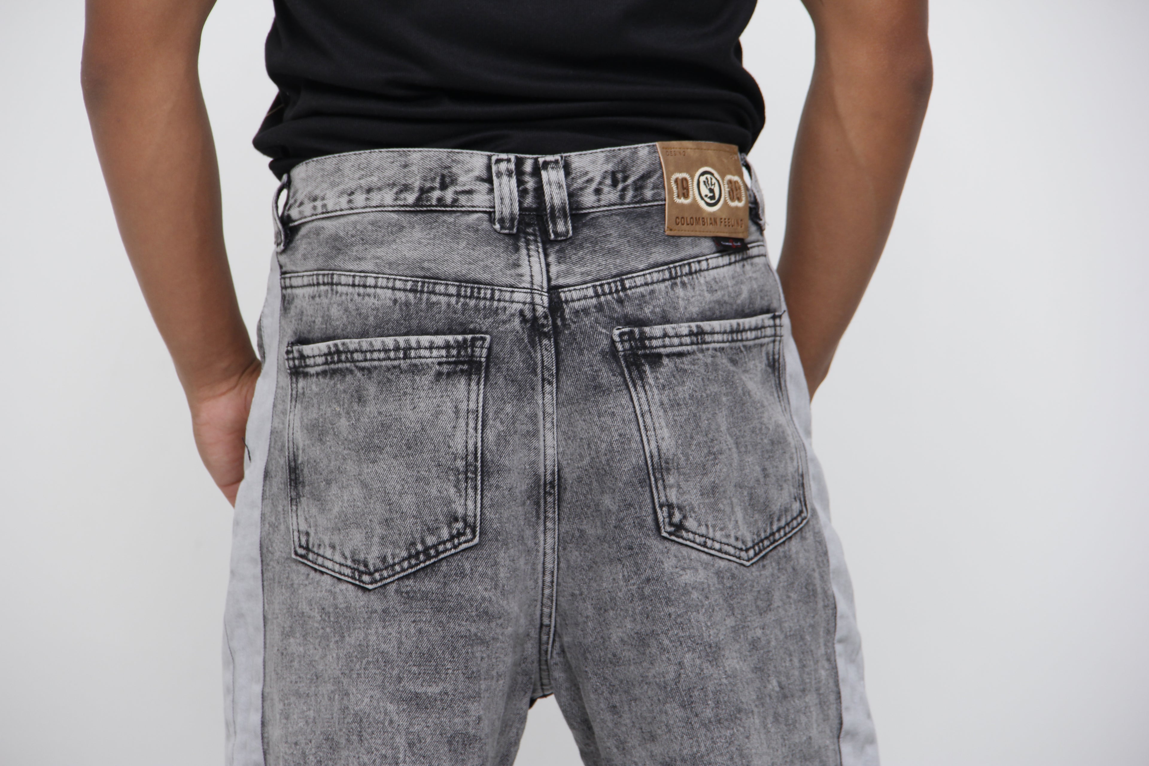 Jean Baggy Gris con Franja Lateral para Hombre - Estilo Urbano