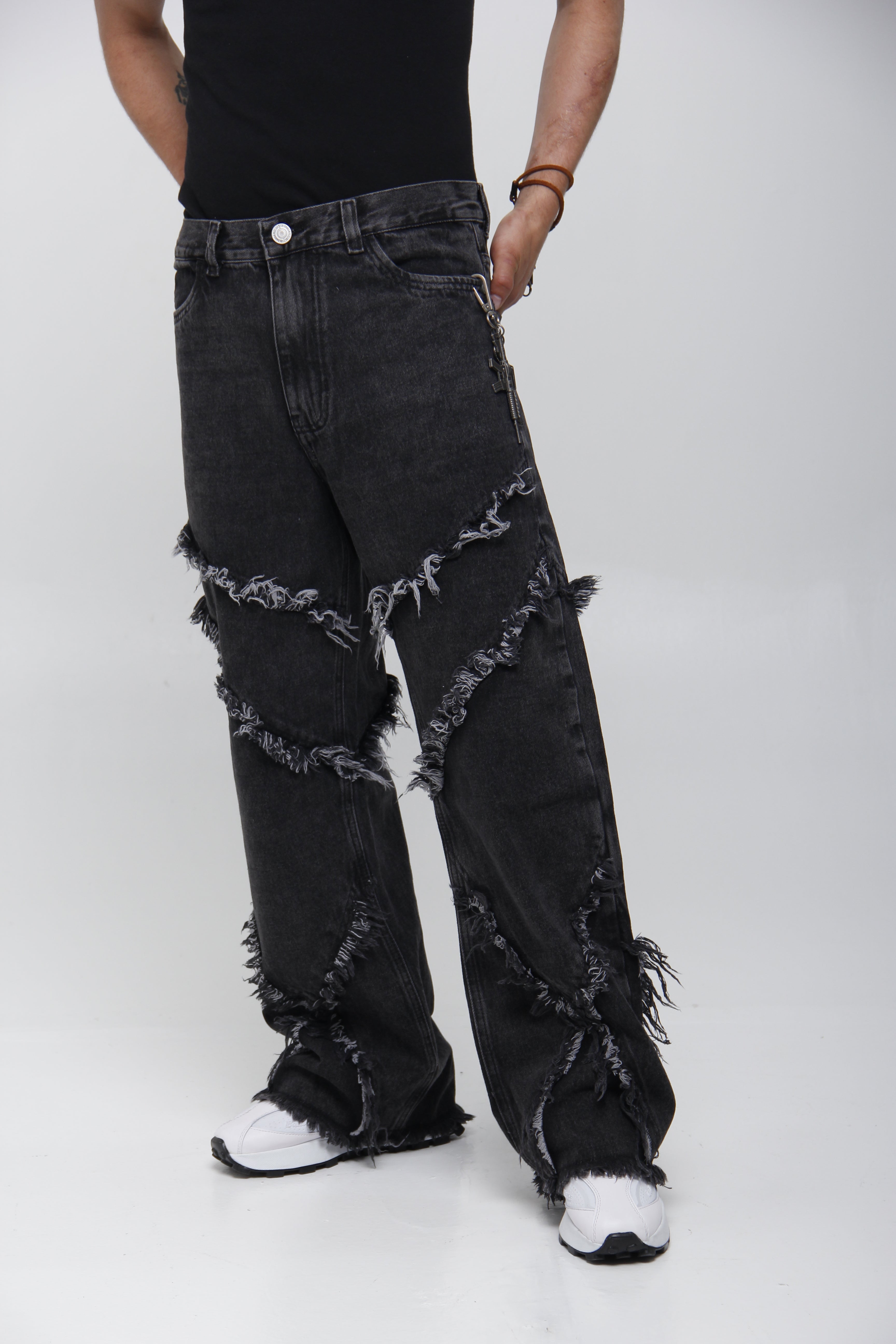 Jean Super Baggy con Costuras Deshilachadas - Estilo Grunge Urbano