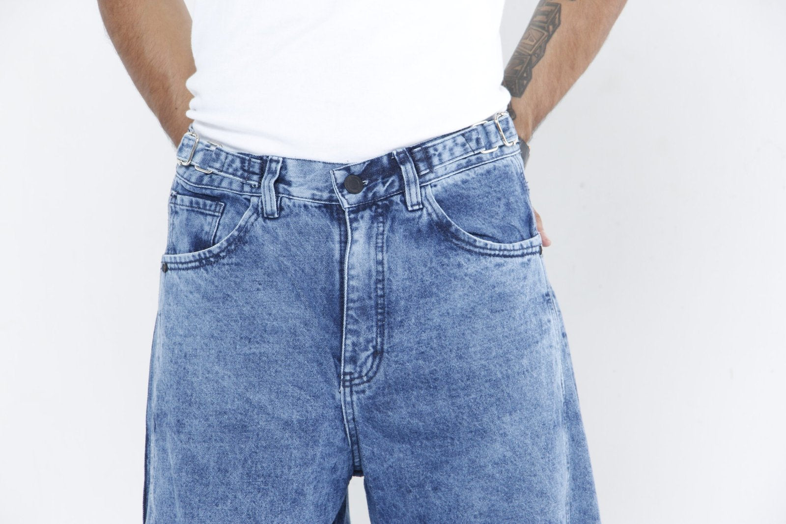 Jeans Baggy Fit - Azul Ácido (Acid Wash) con Cintura Ajustable