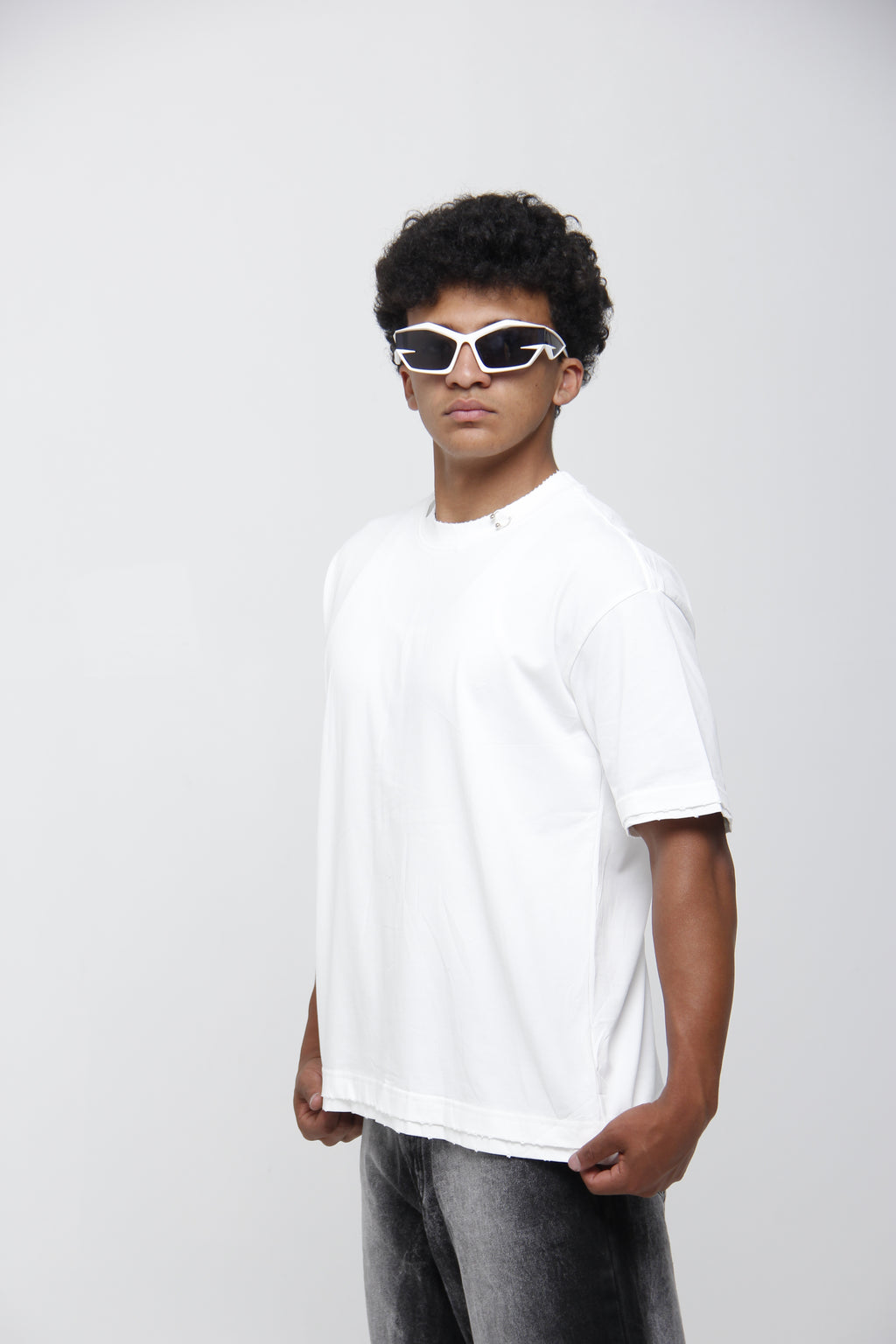 Camiseta Relax Fit Distressed - High-End Urban Style