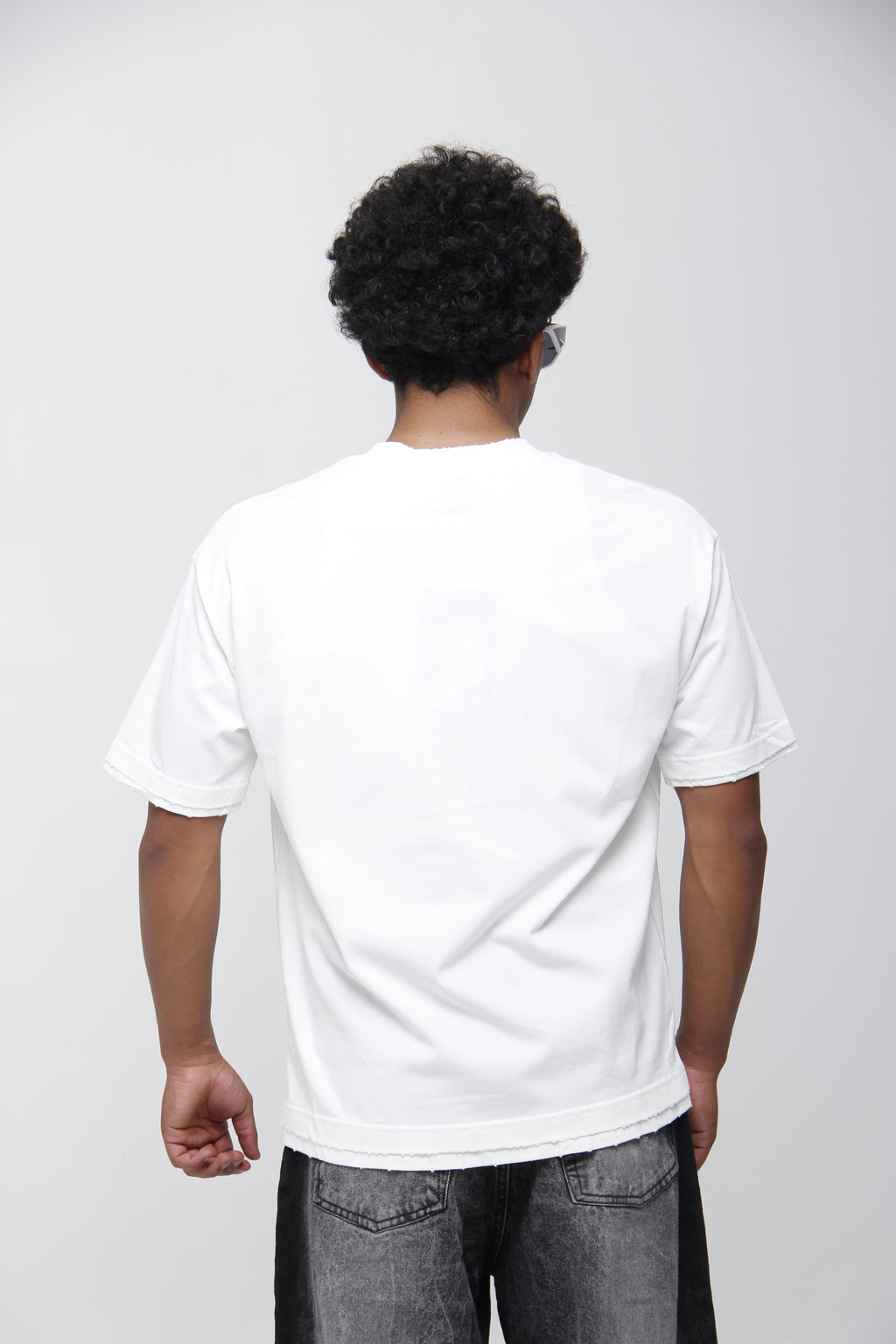 Camiseta Relax Fit Distressed - High-End Urban Style