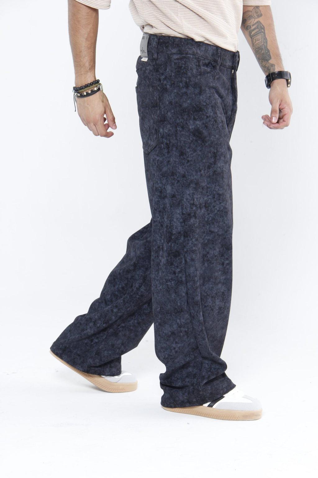 Pantalón Pana Baggy Negro Mineral  - Corduroy Ancho Texturizado