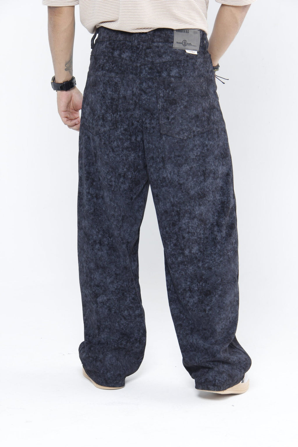 Pantalón Pana Baggy Negro Mineral  - Corduroy Ancho Texturizado