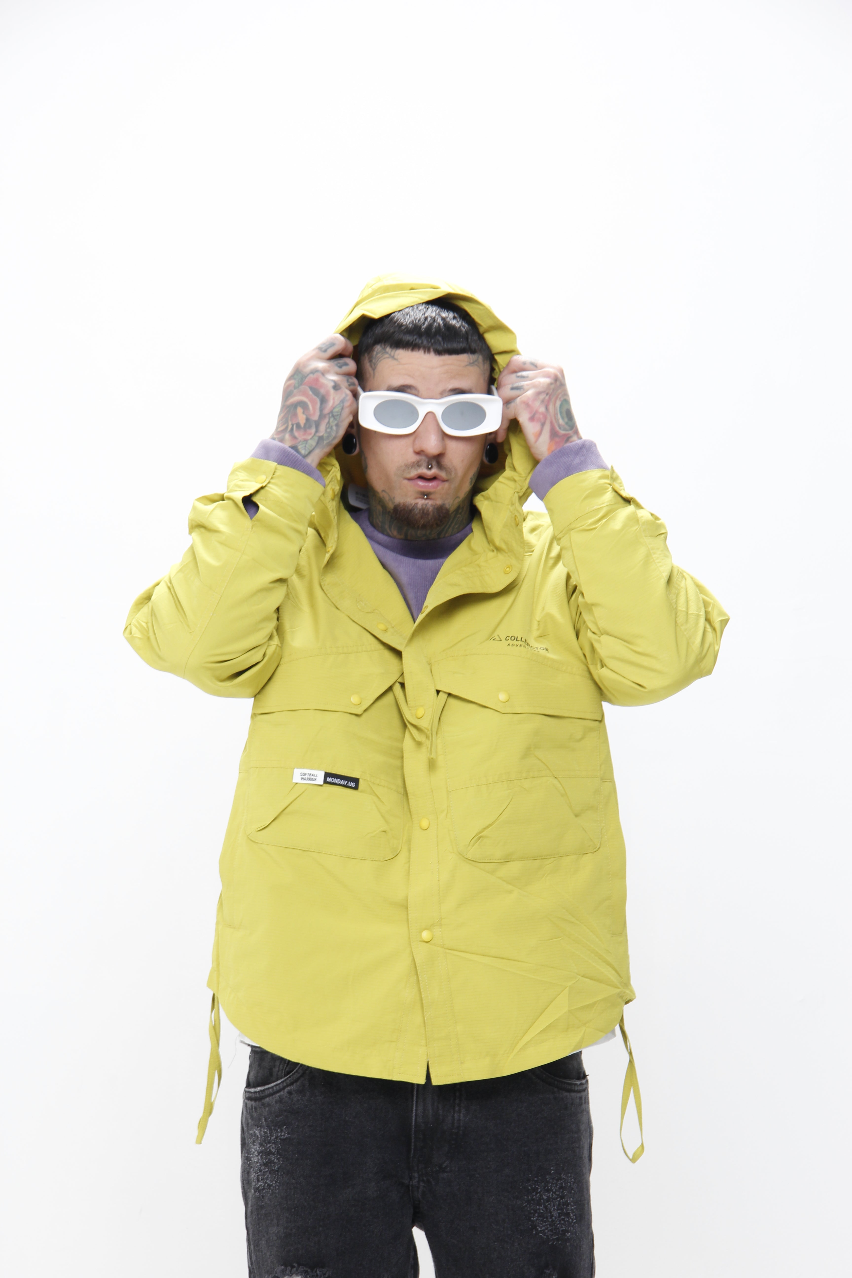 Chaqueta – Rompevientos Gorpcore con Capota y Múltiples Bolsillos