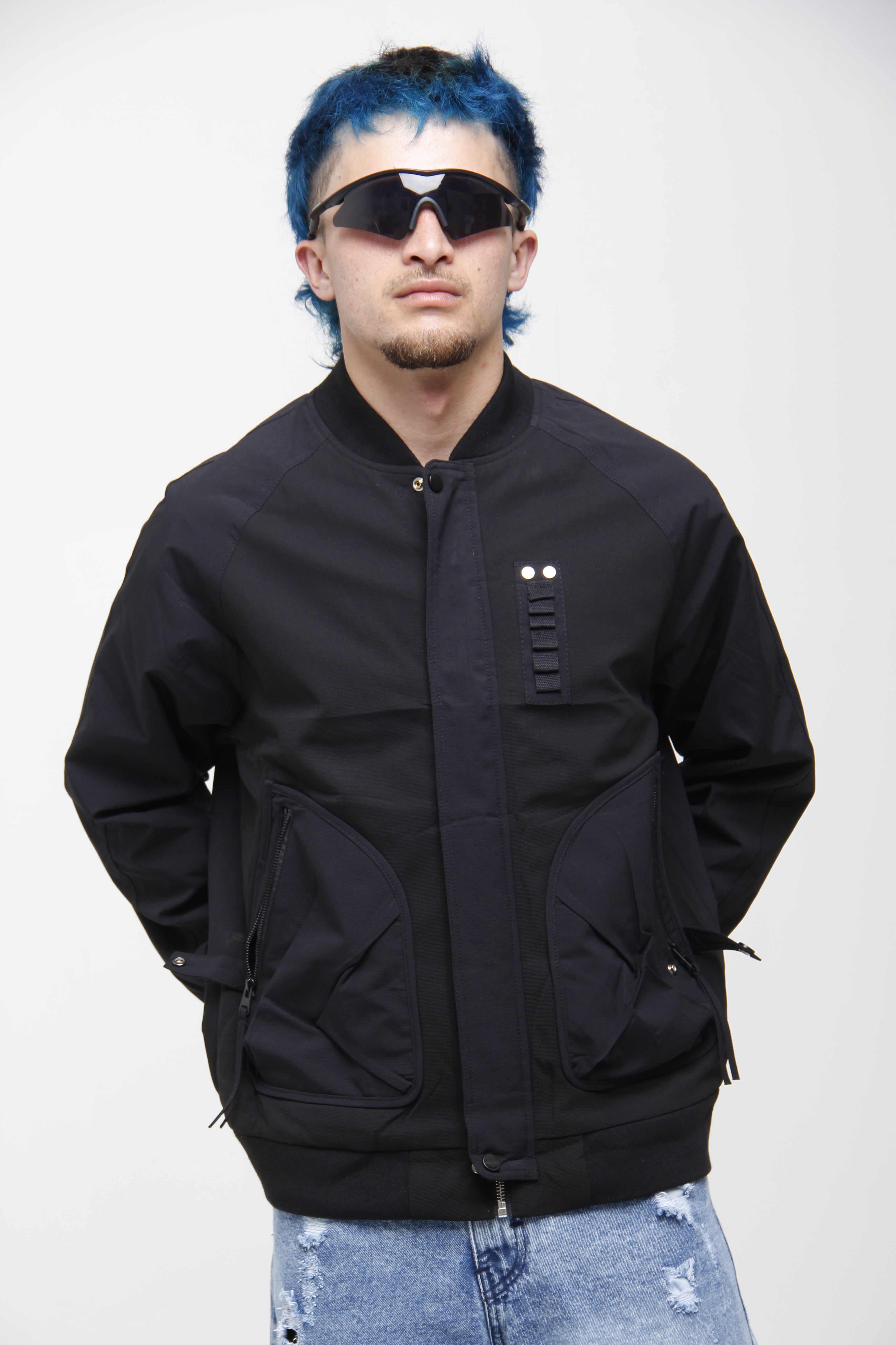 Chaqueta Bomber Negra Estilo Techwear - Moda Urbana