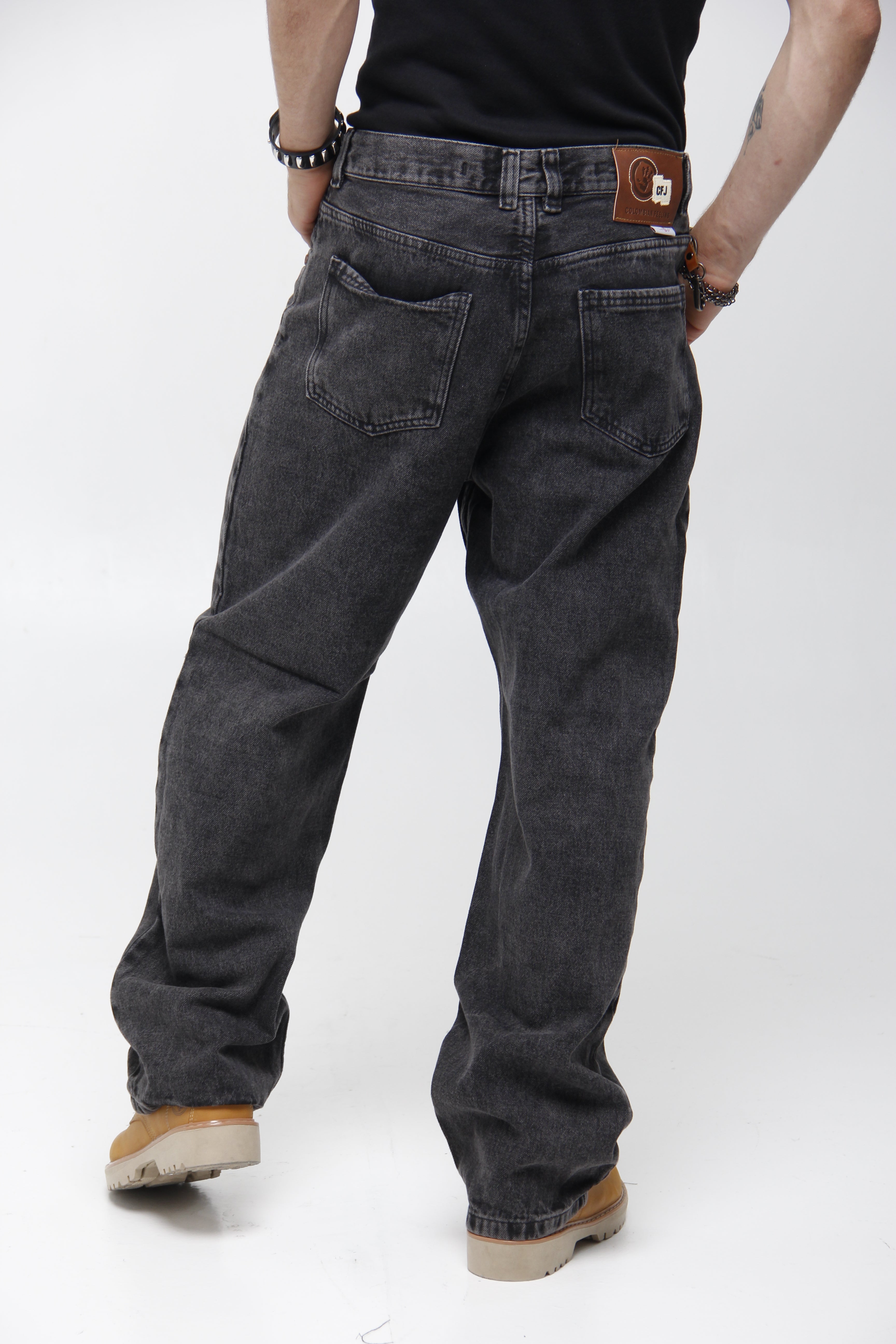 Jean Super Baggy Negro para Hombre - Corte Ultra Ancho Urbano